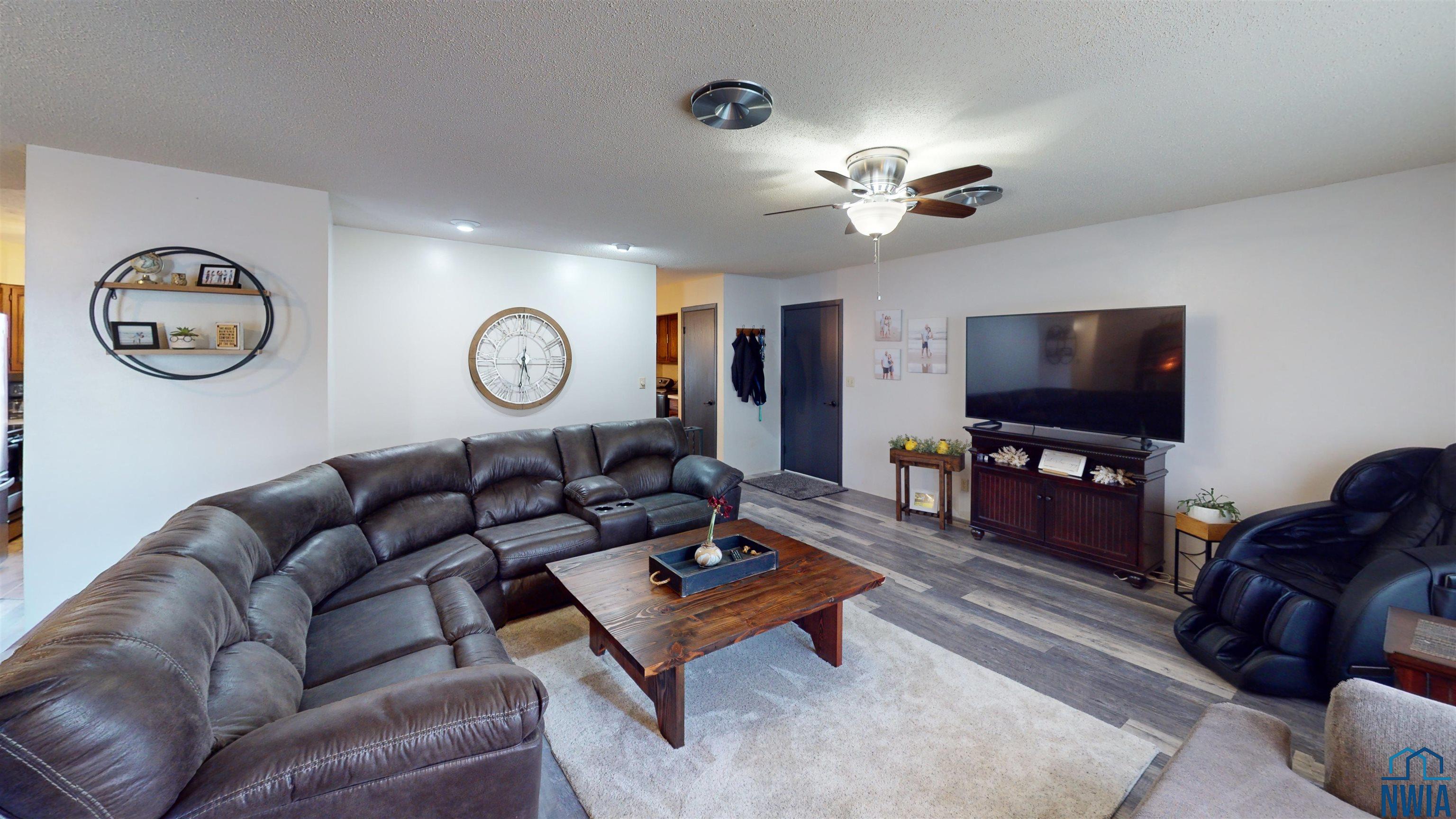 MLS #828015