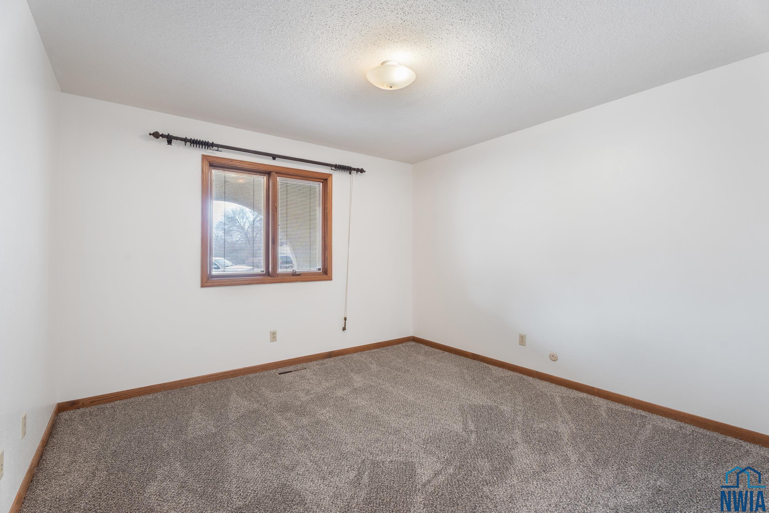 MLS #828016