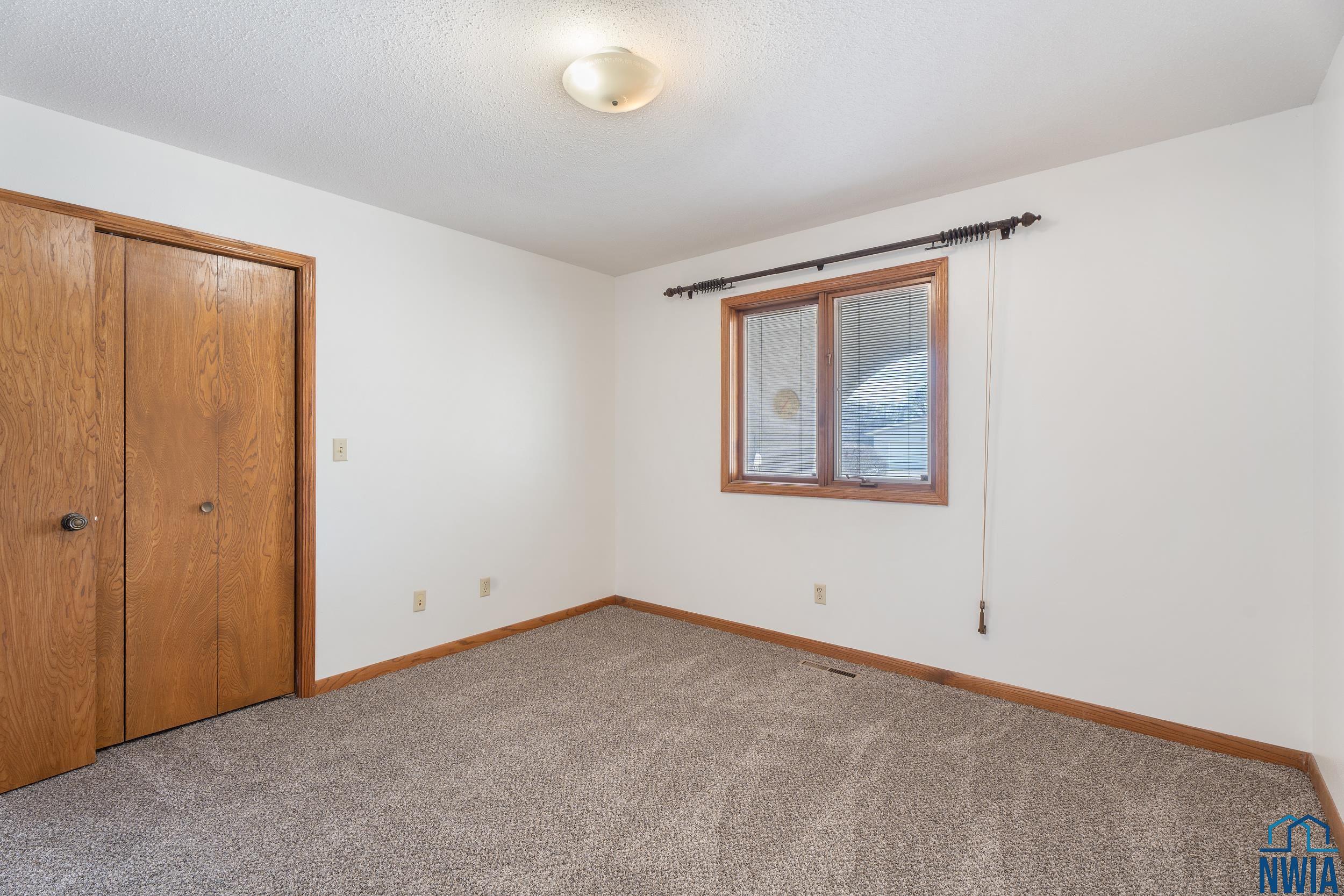 MLS #828016