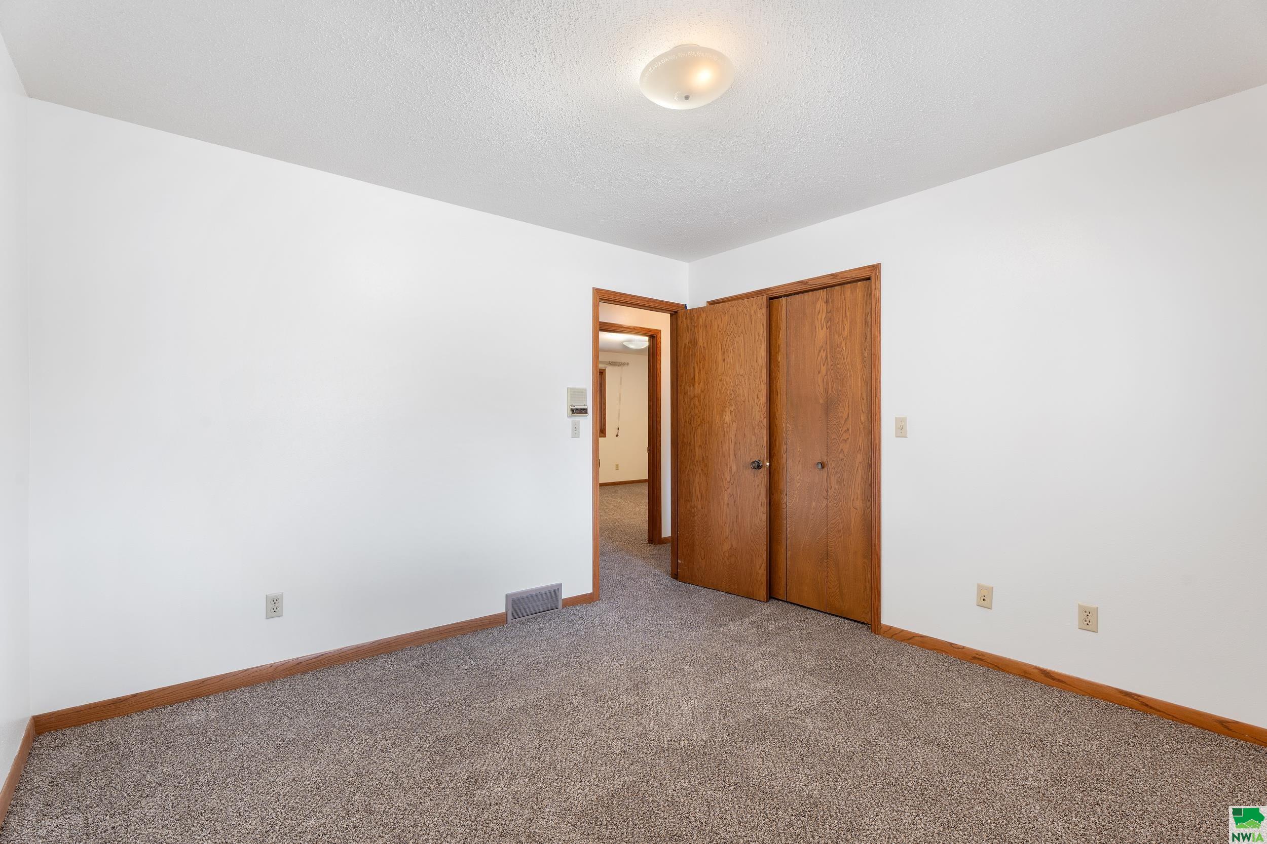 MLS #828016