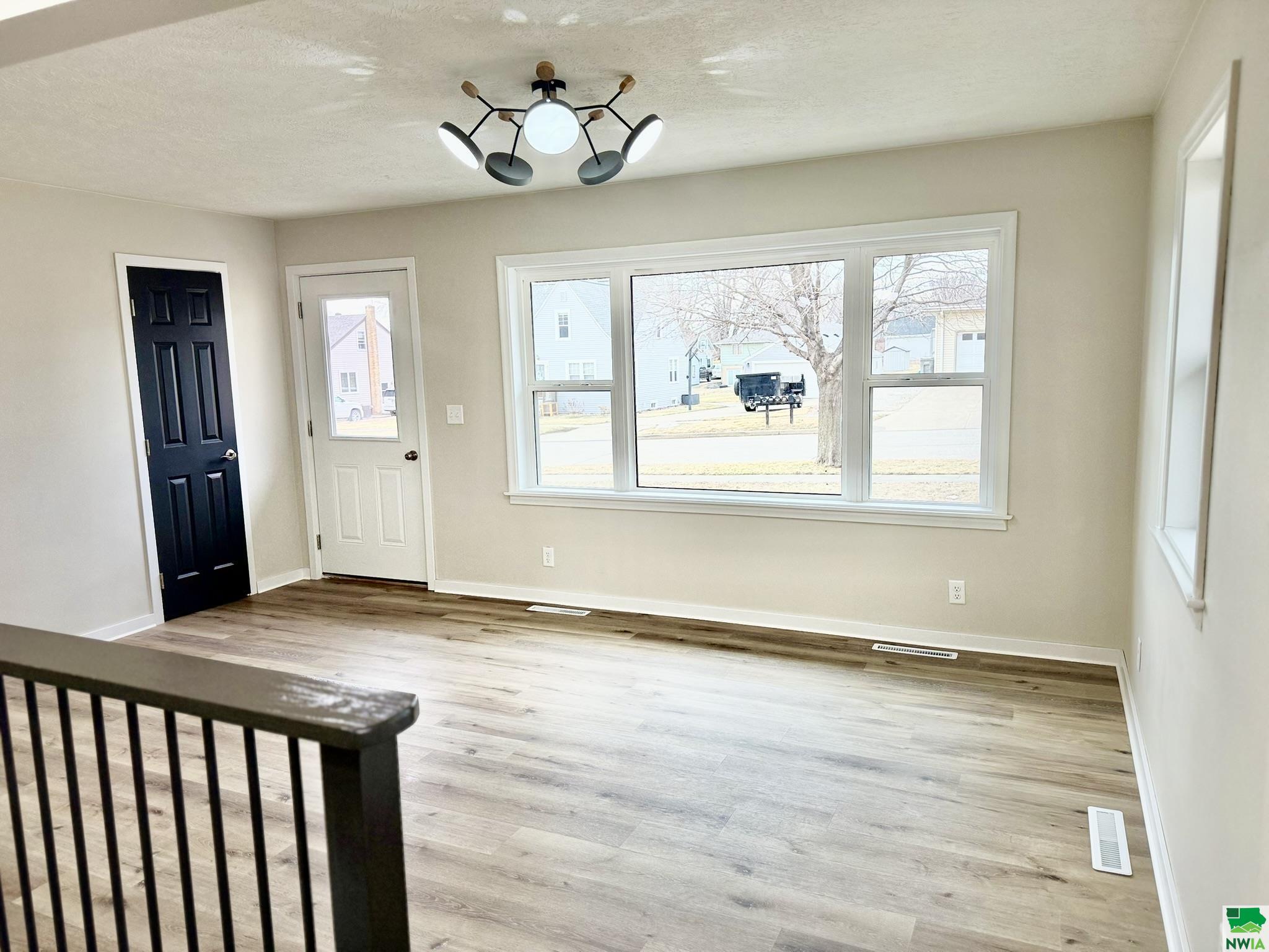 MLS #828017