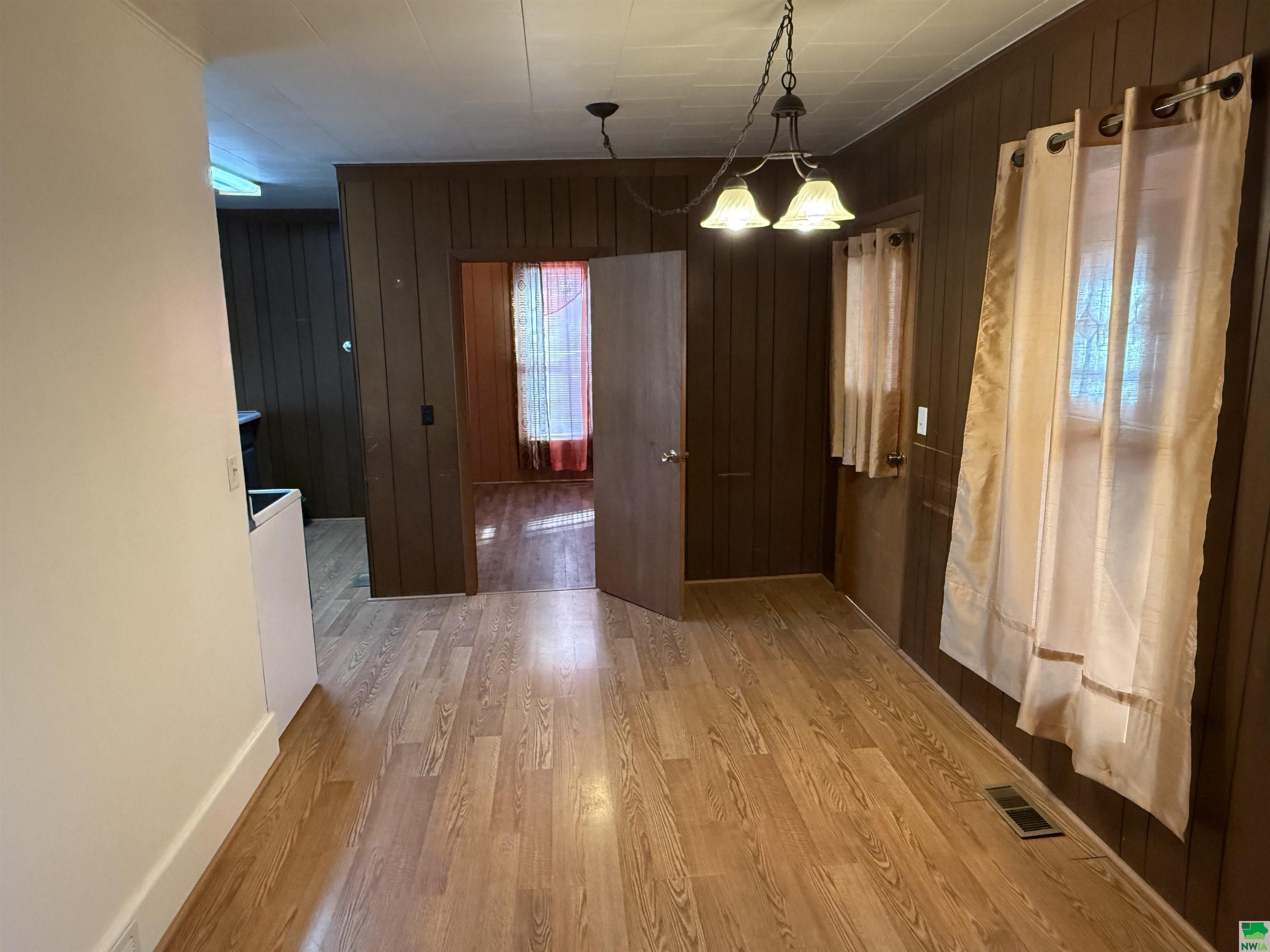 MLS #828021