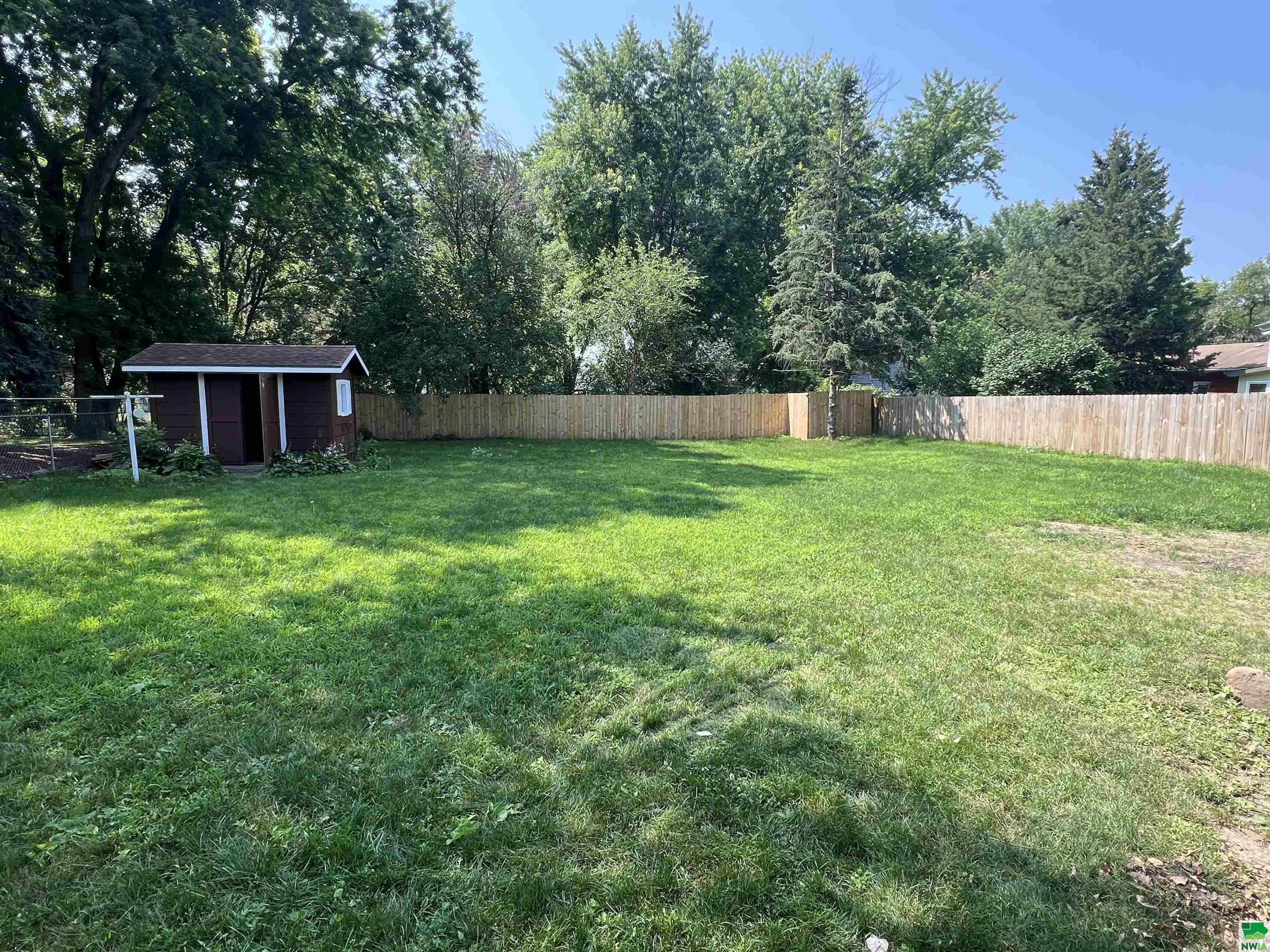 MLS #828038