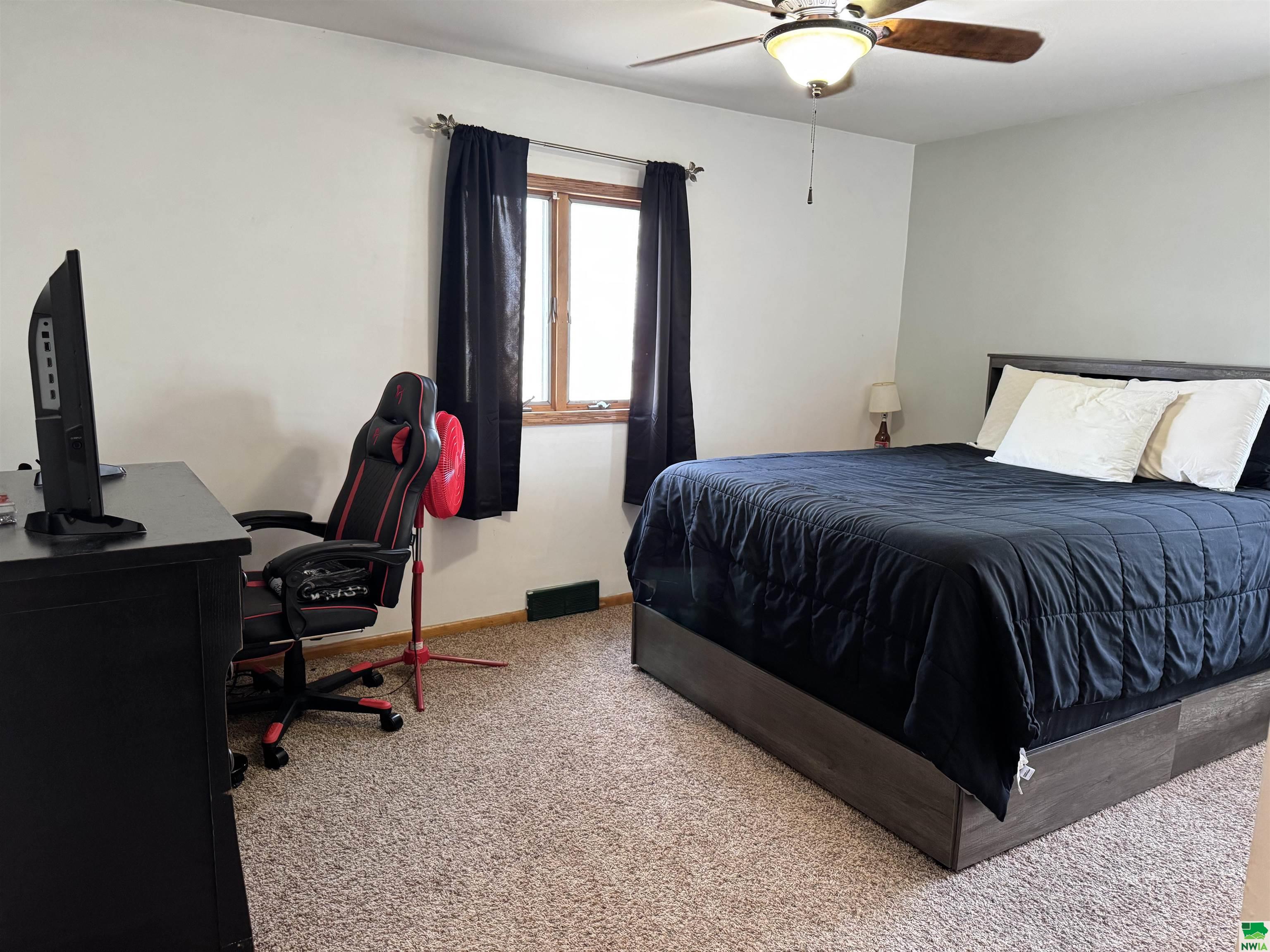 MLS #828040