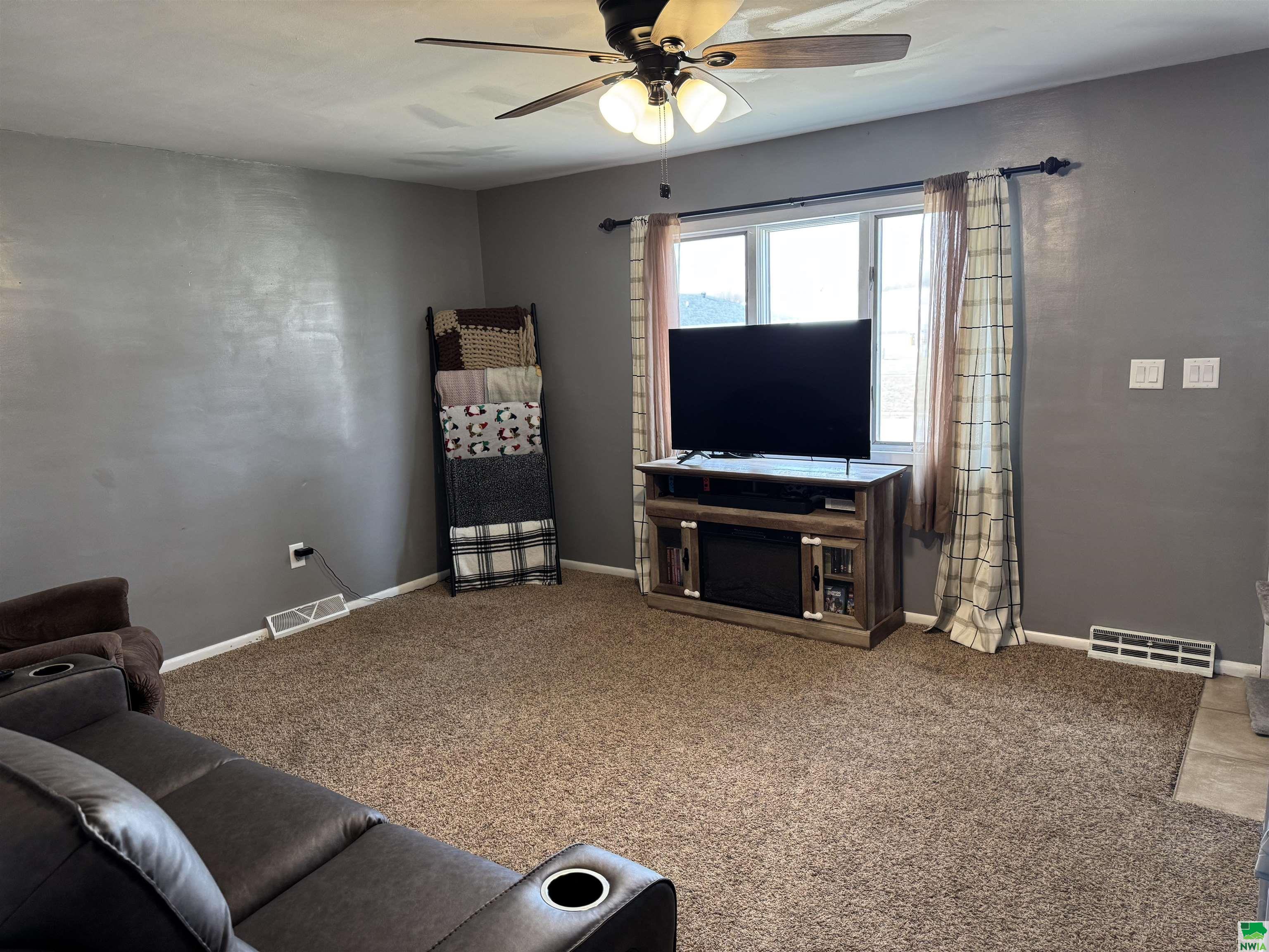 MLS #828040