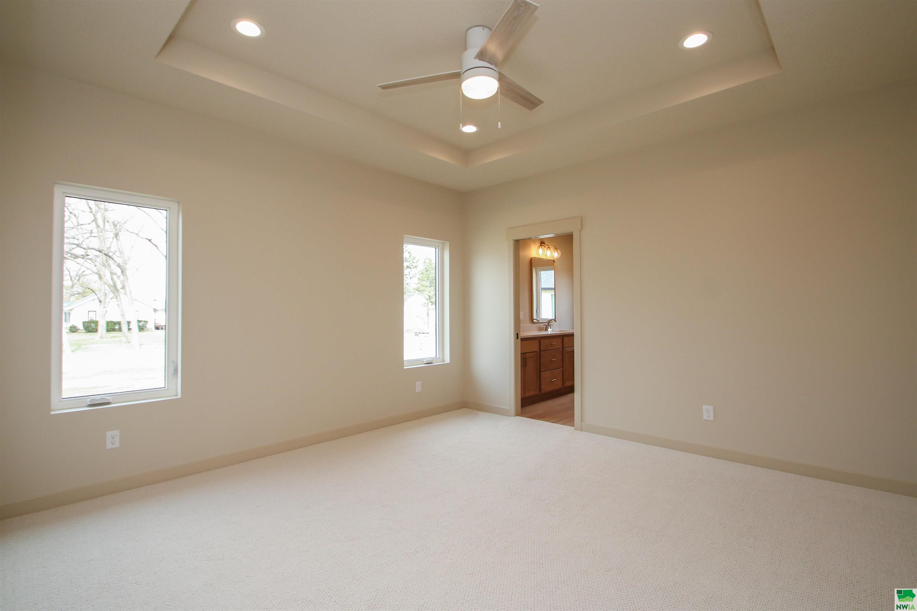 MLS #828047