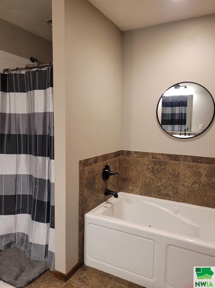 MLS #828052