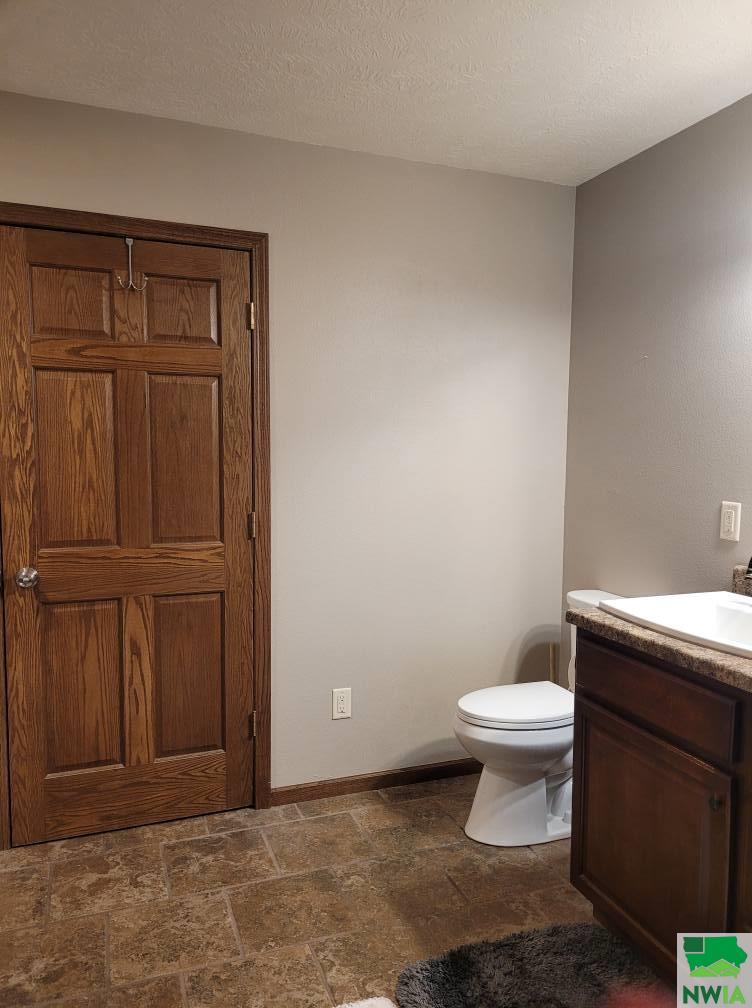 MLS #828052