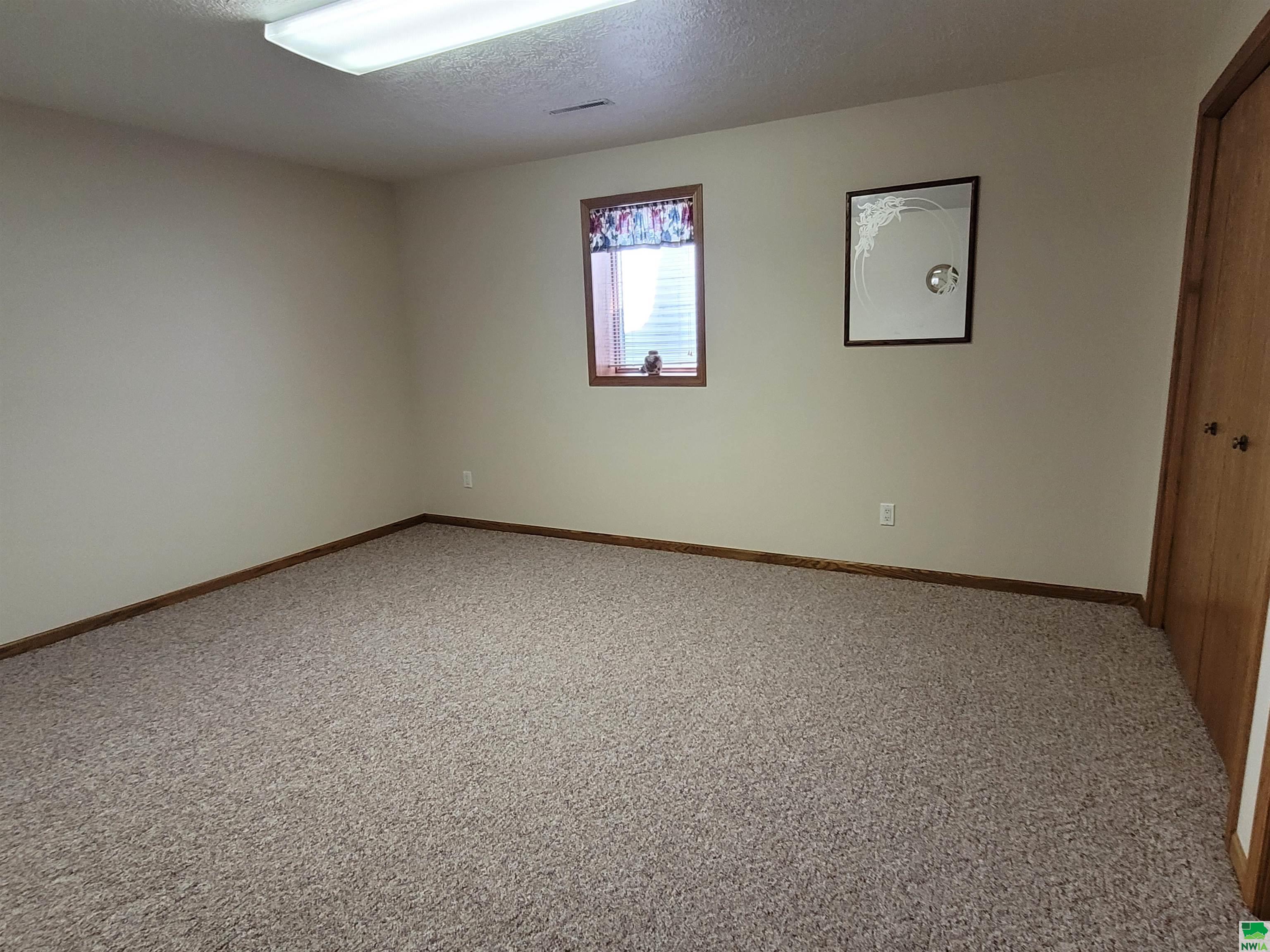 MLS #828060