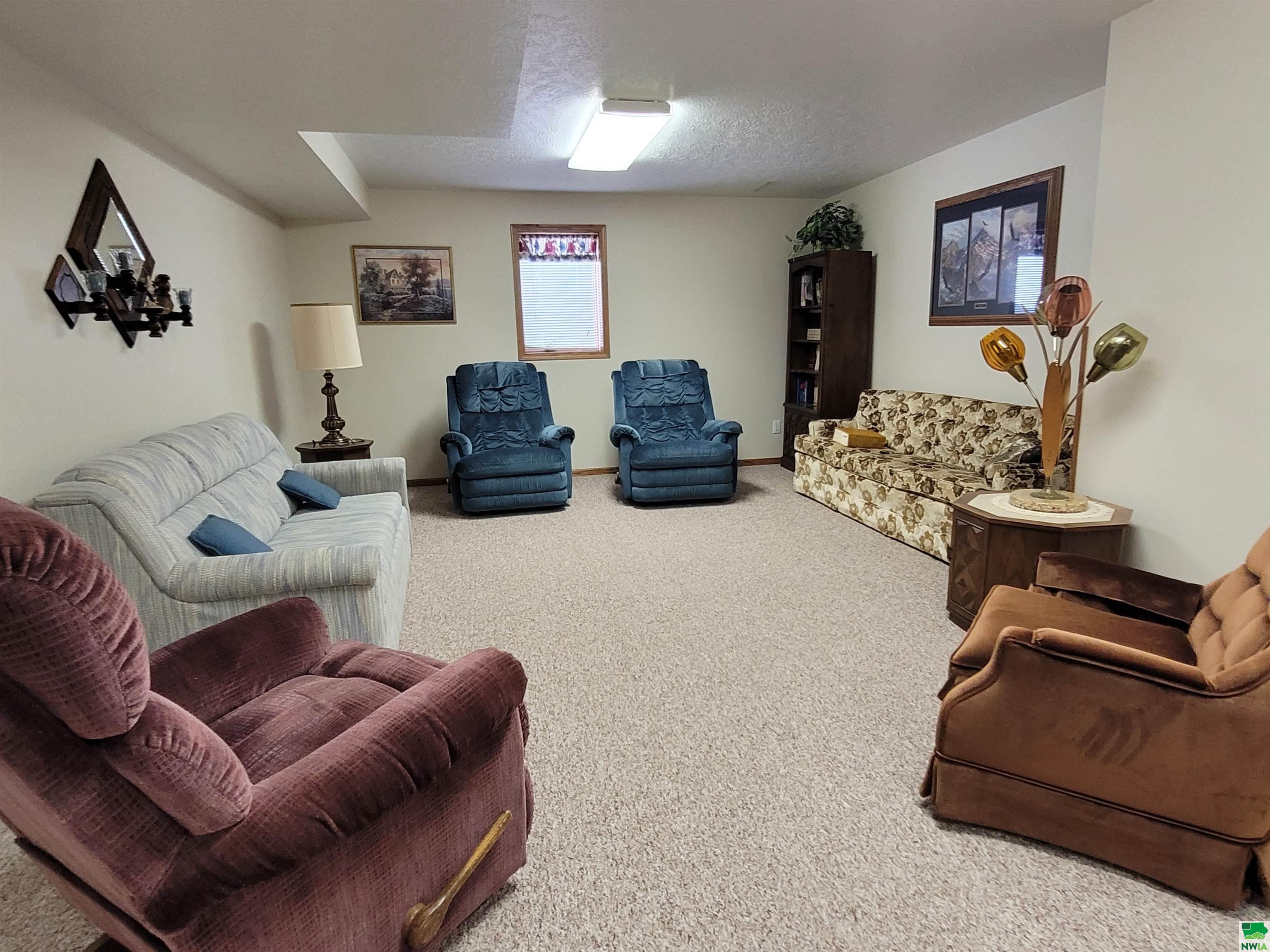 MLS #828060