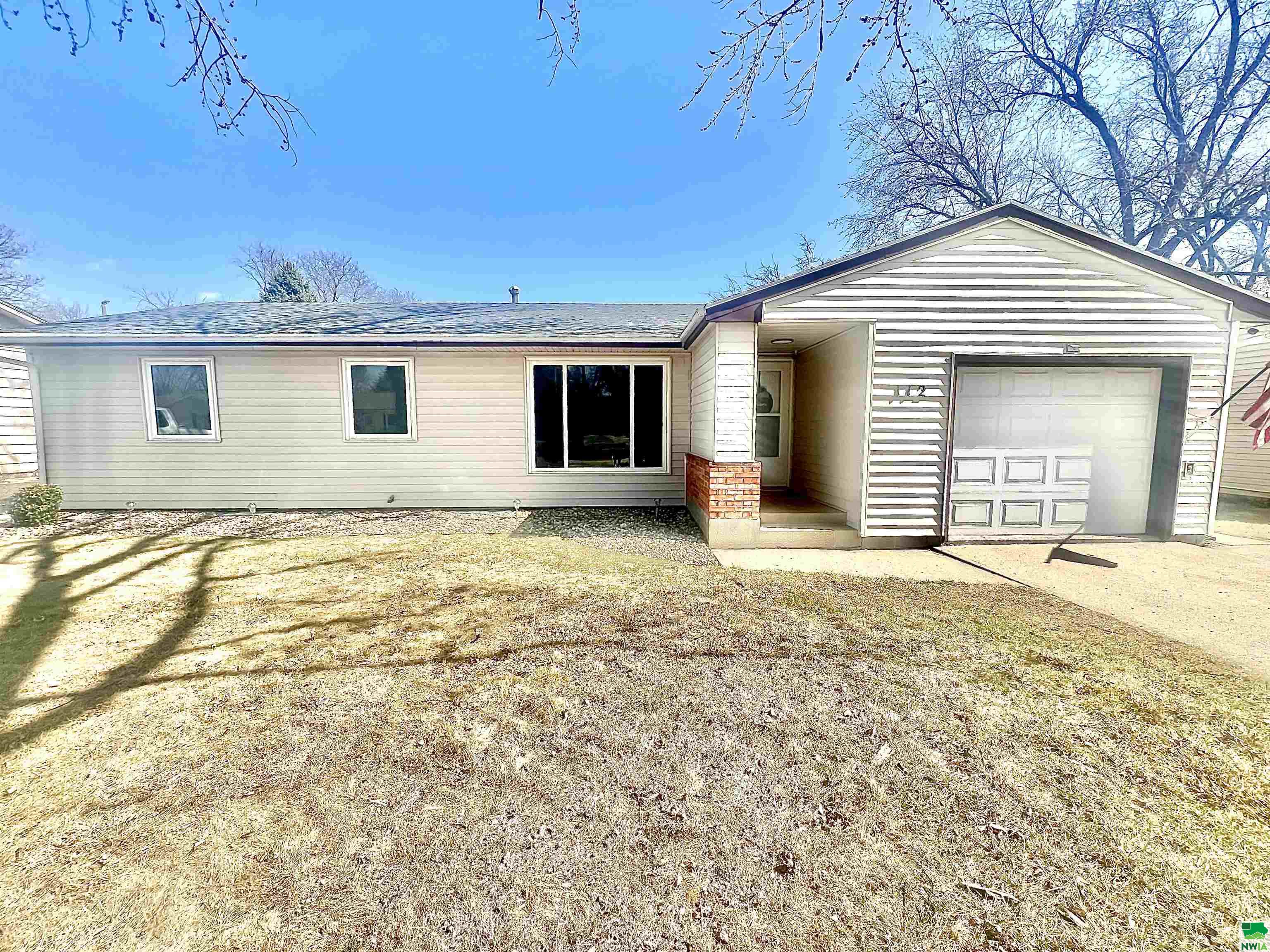 112 Catalina, Vermillion, SD 57069 