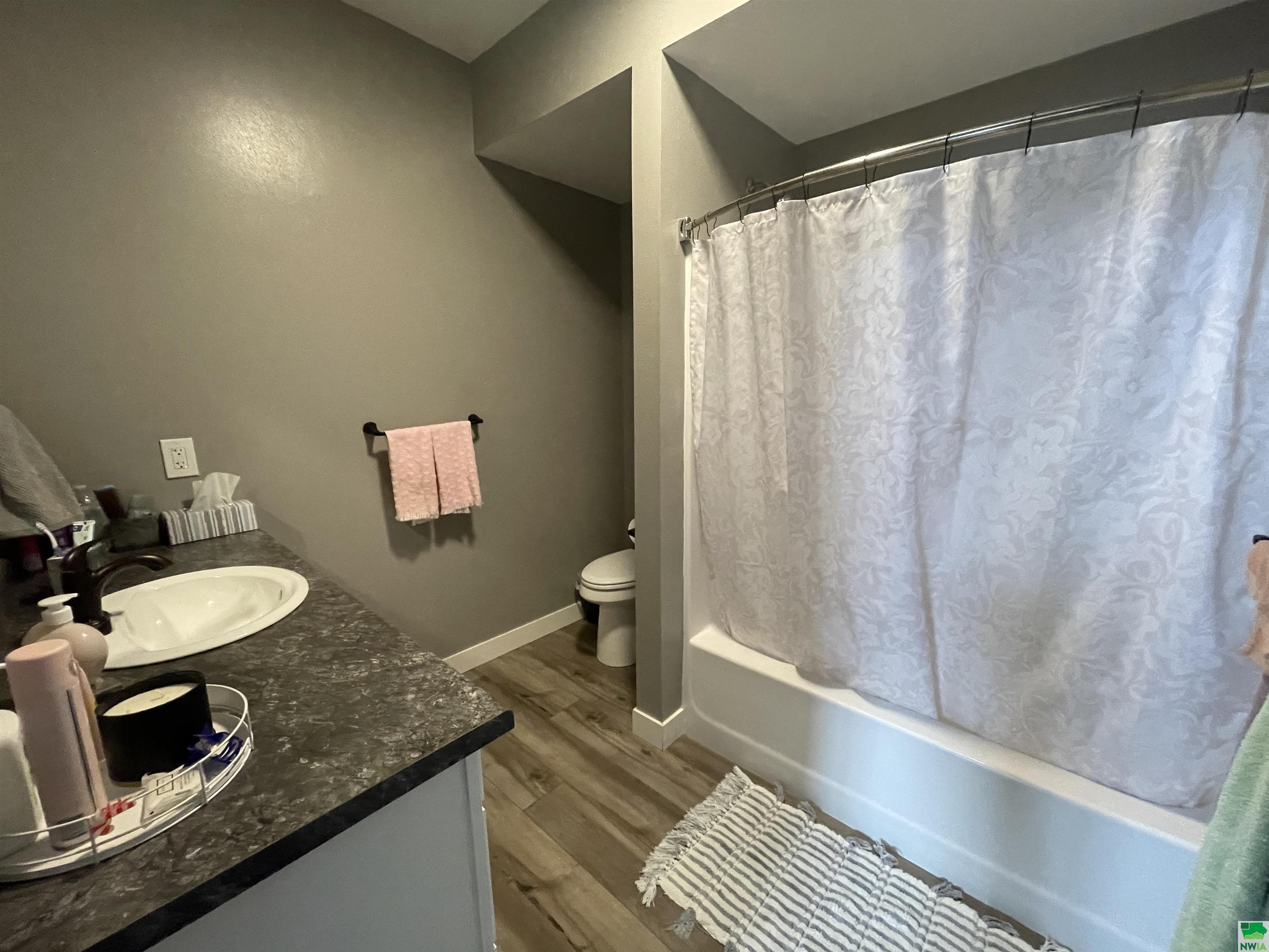 MLS #828064