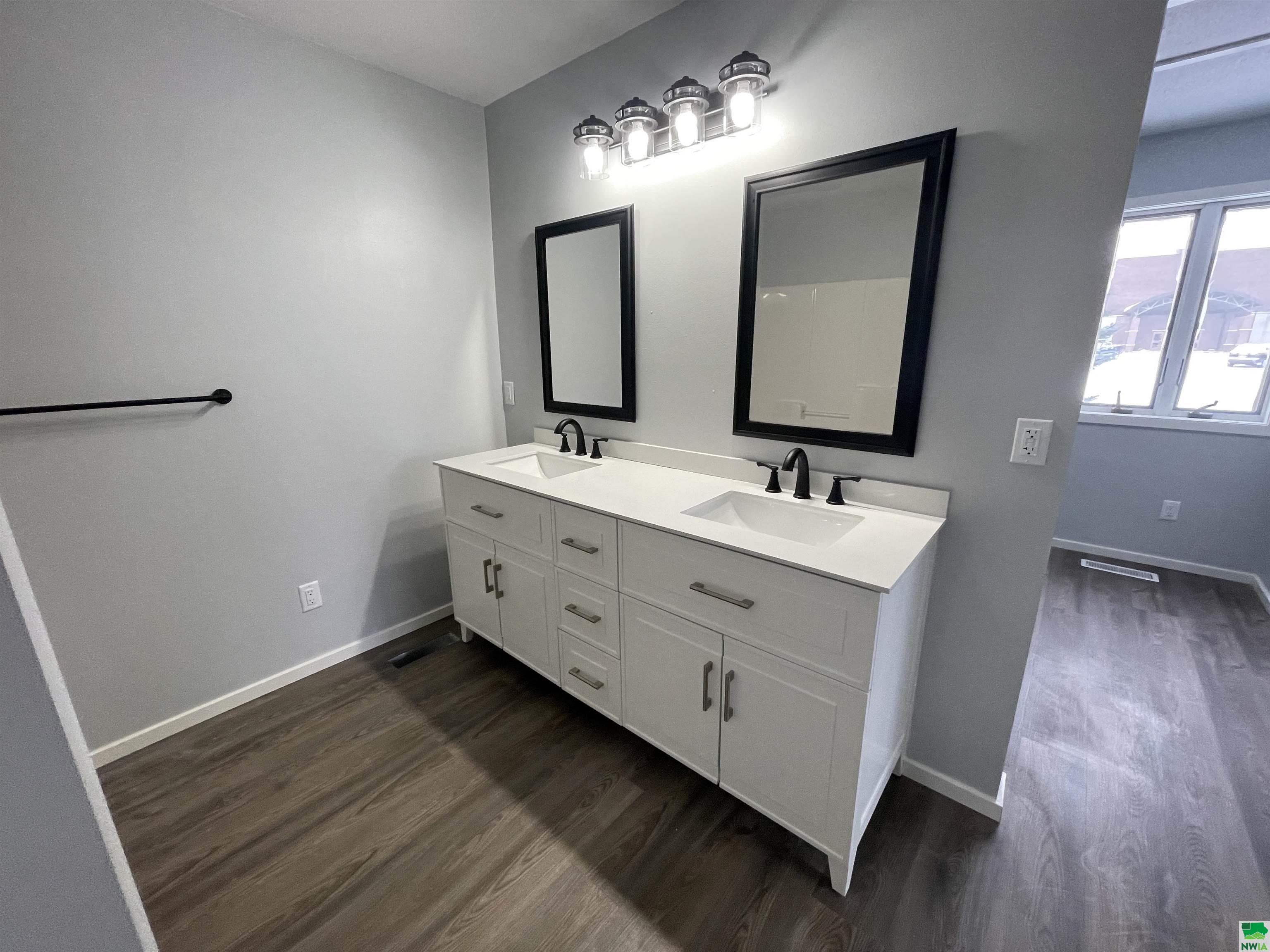 MLS #828064