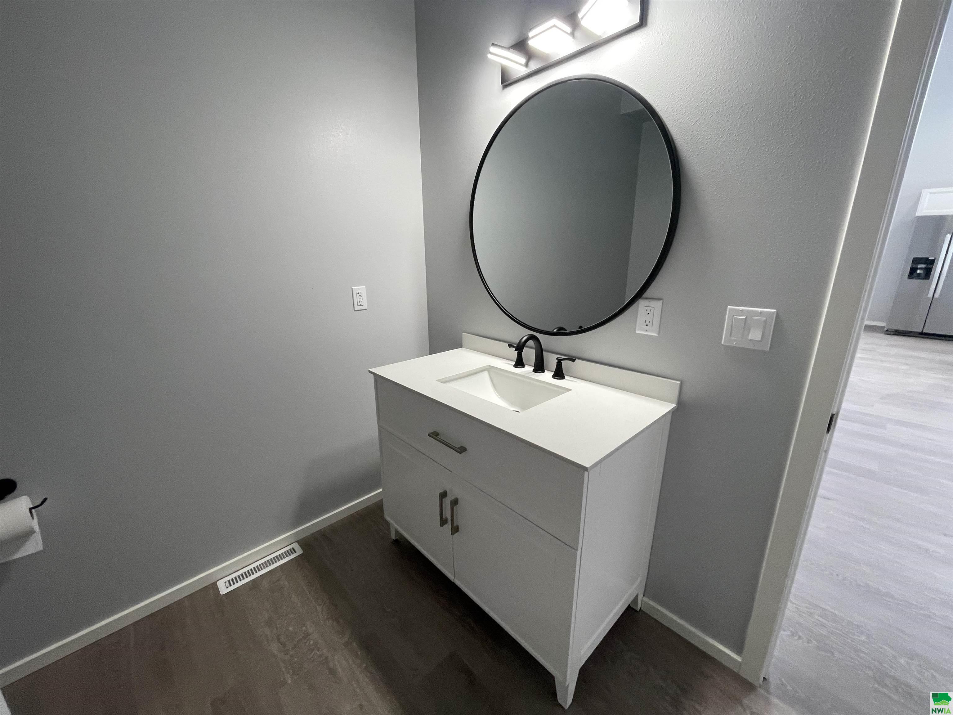 MLS #828064