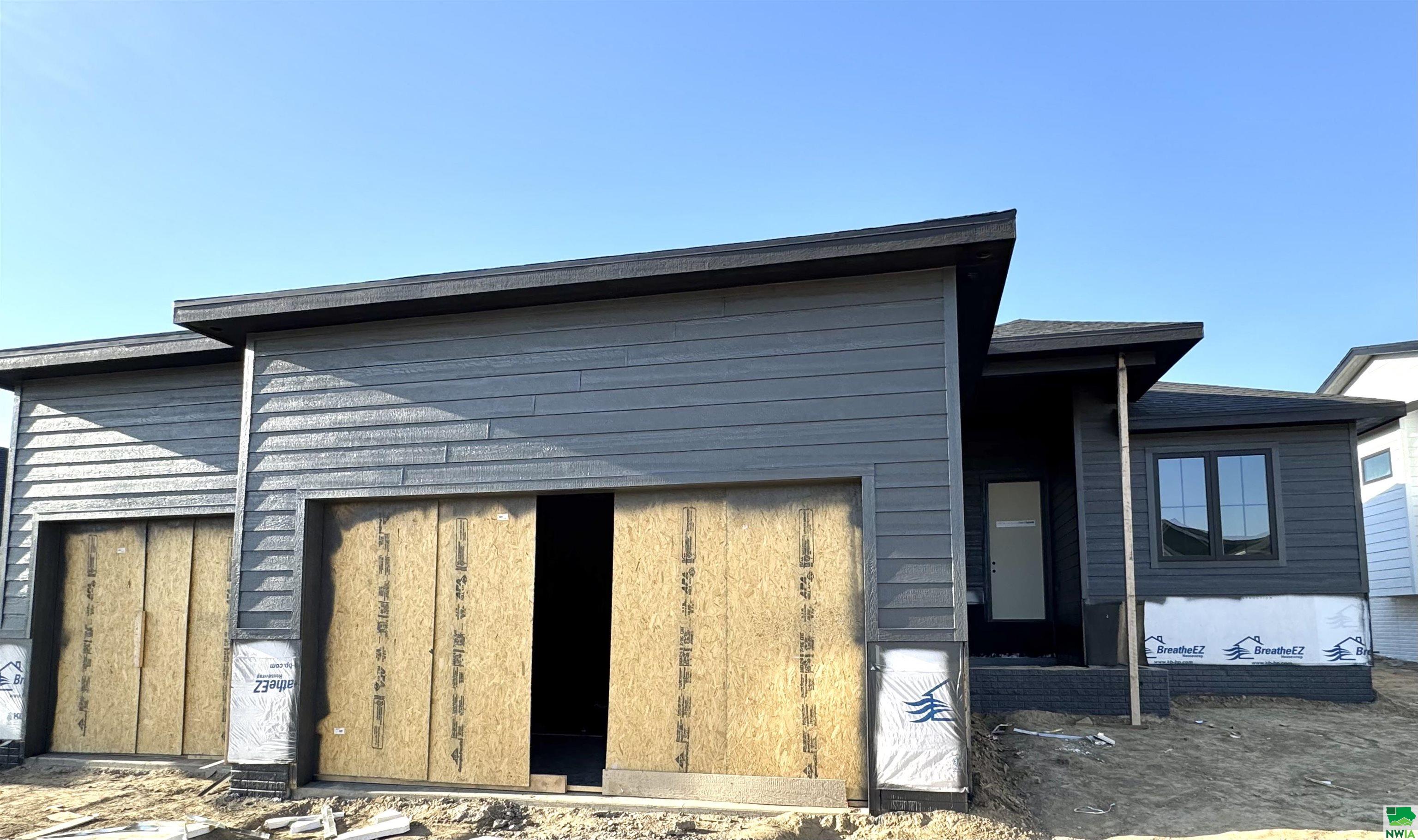 6805 Prairie View Drive, Sioux City, IA 51106 
