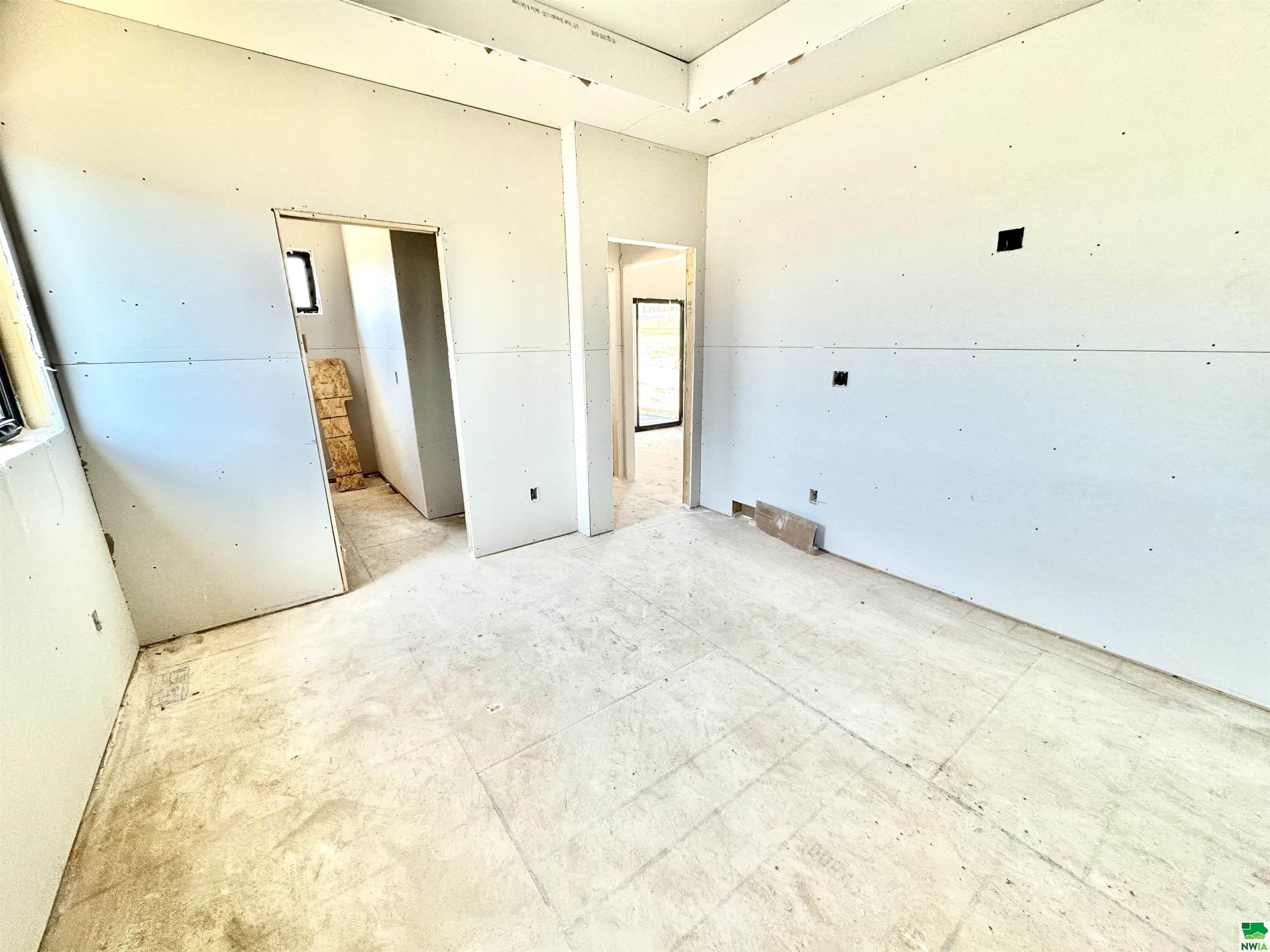 MLS #828066