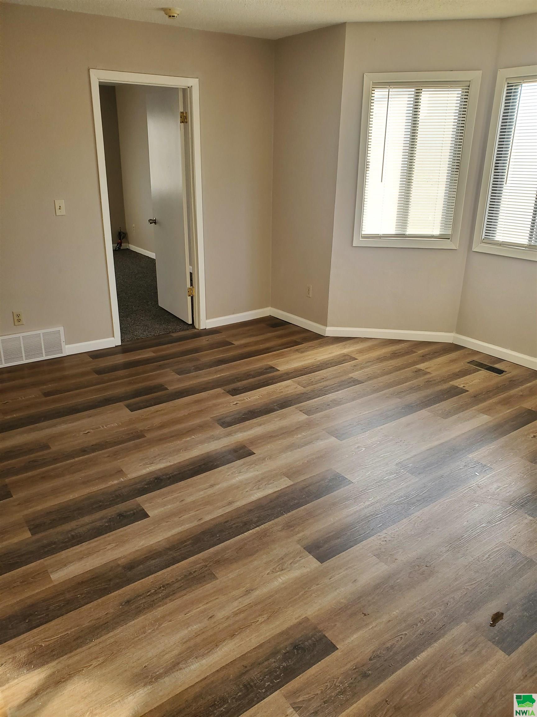 MLS #828071