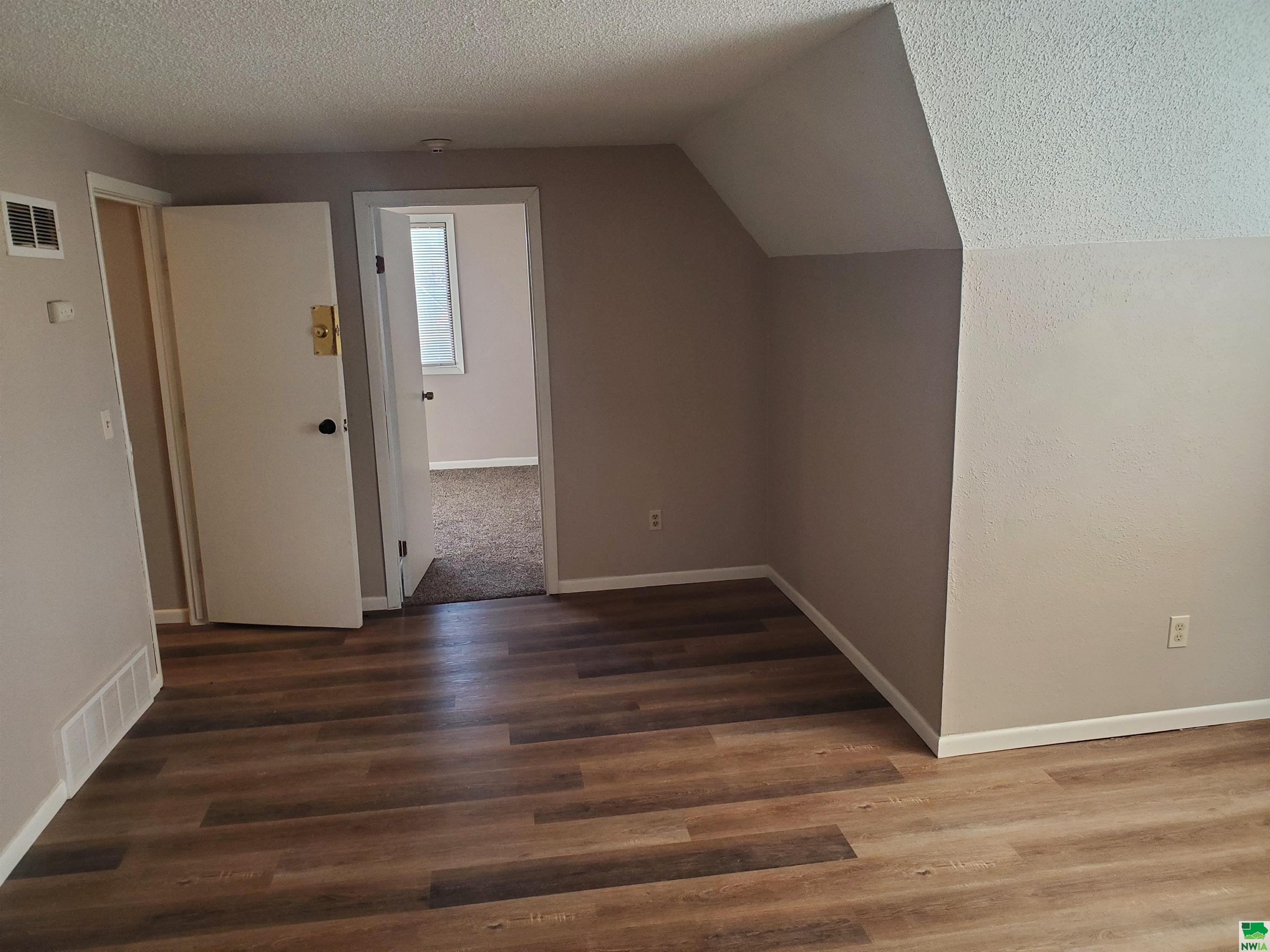 MLS #828071