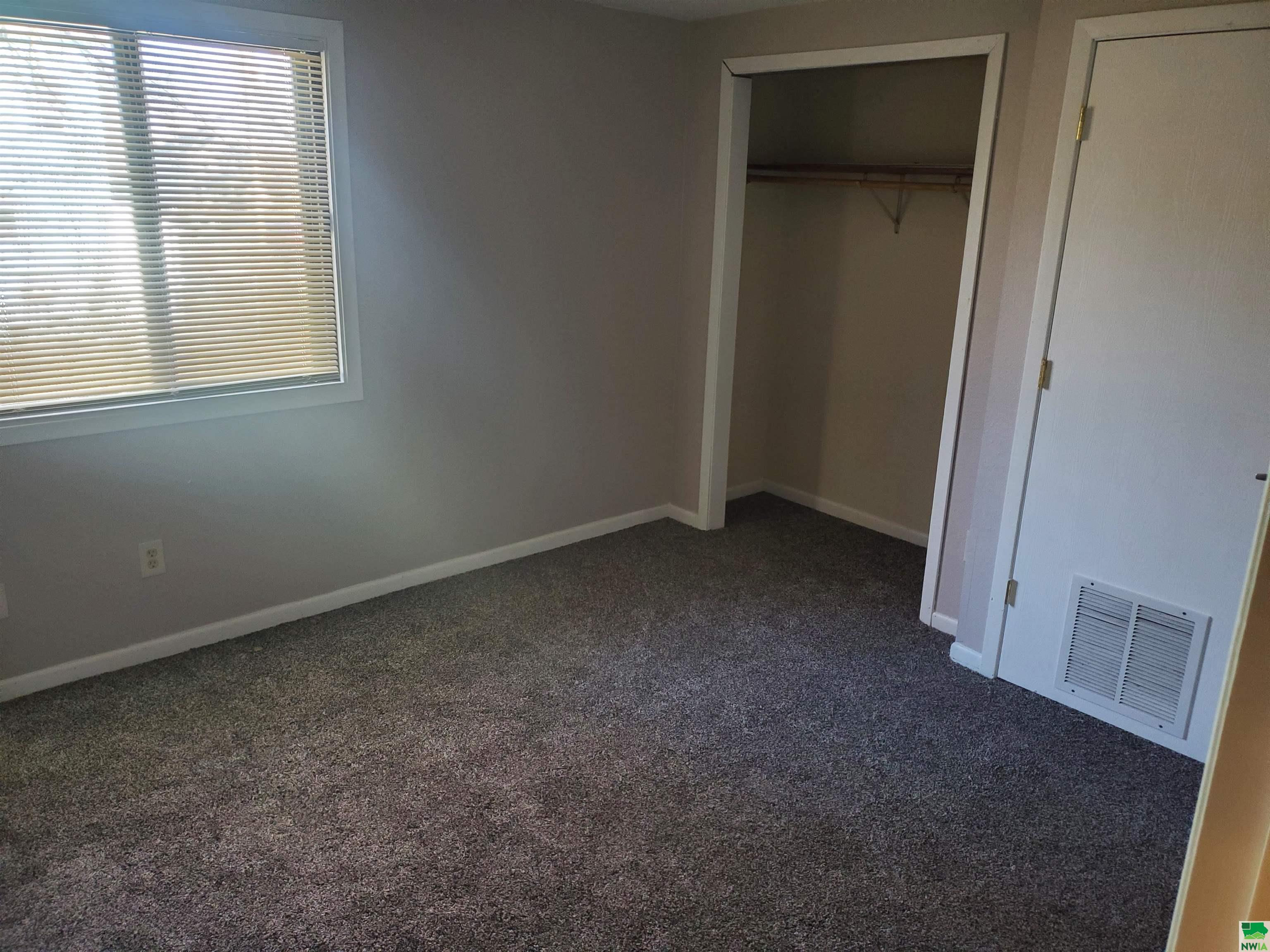 MLS #828071