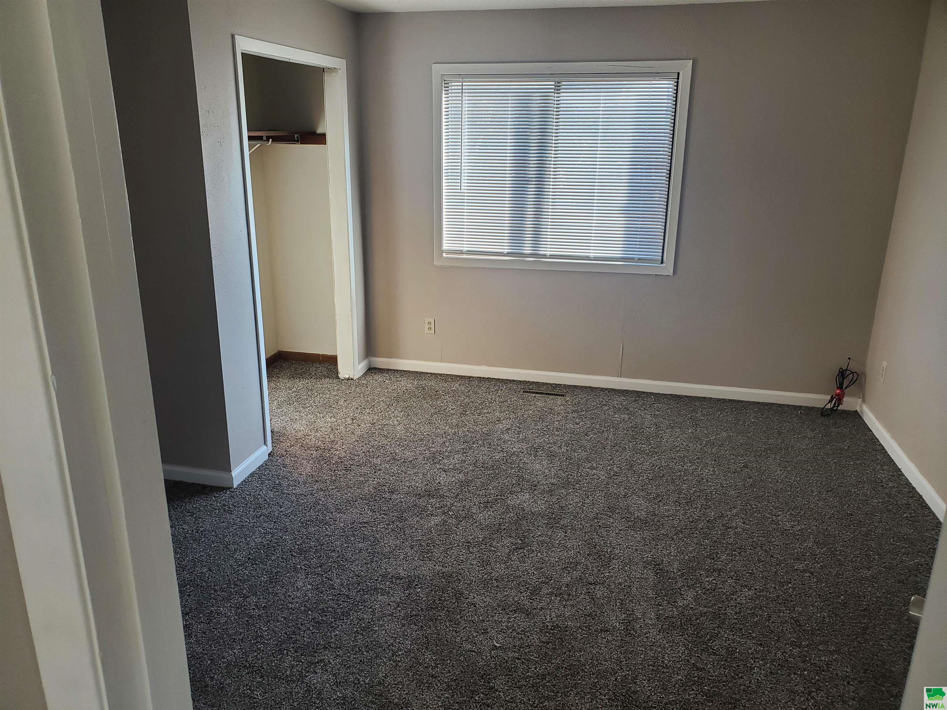 MLS #828071