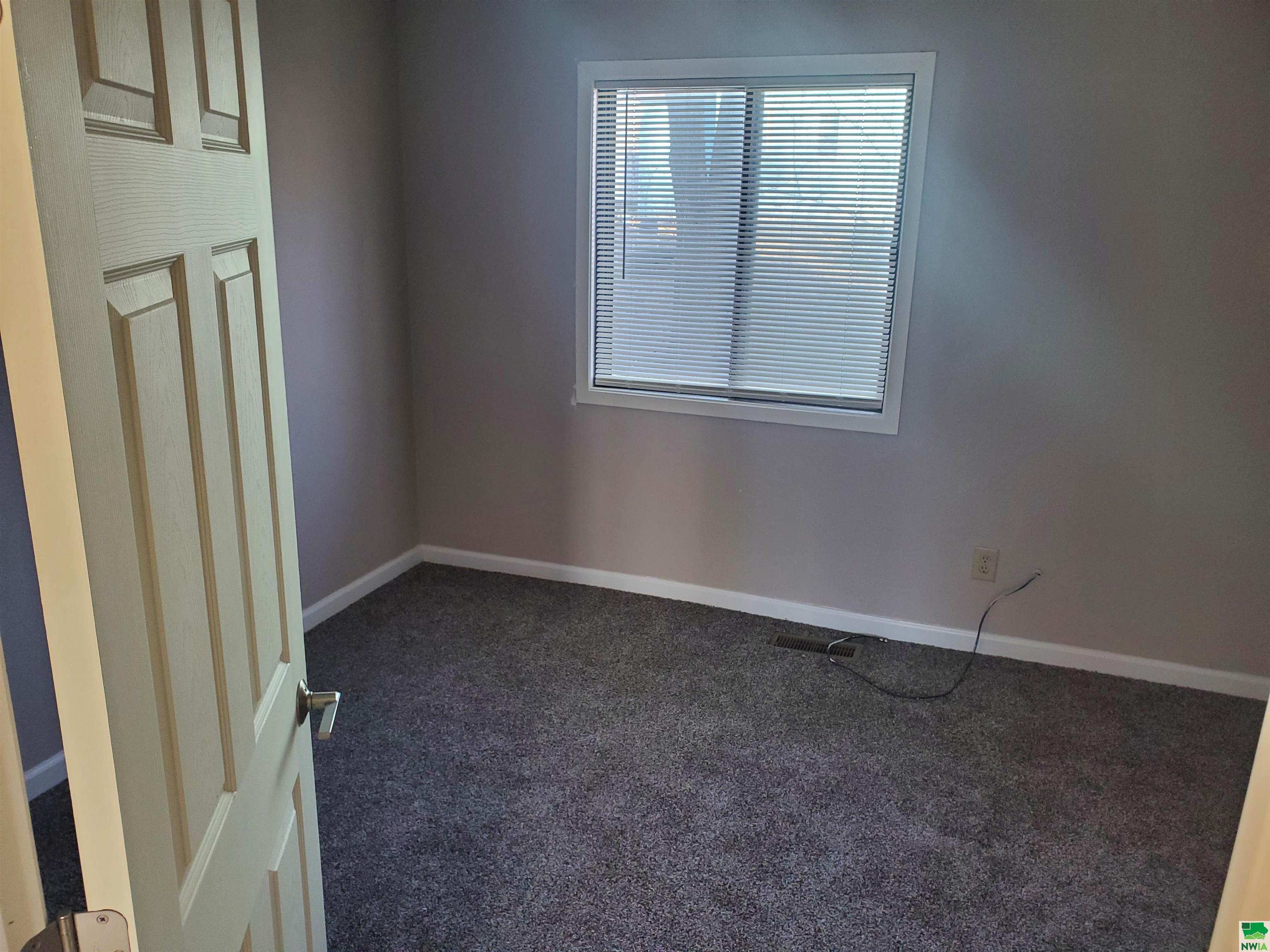 MLS #828071