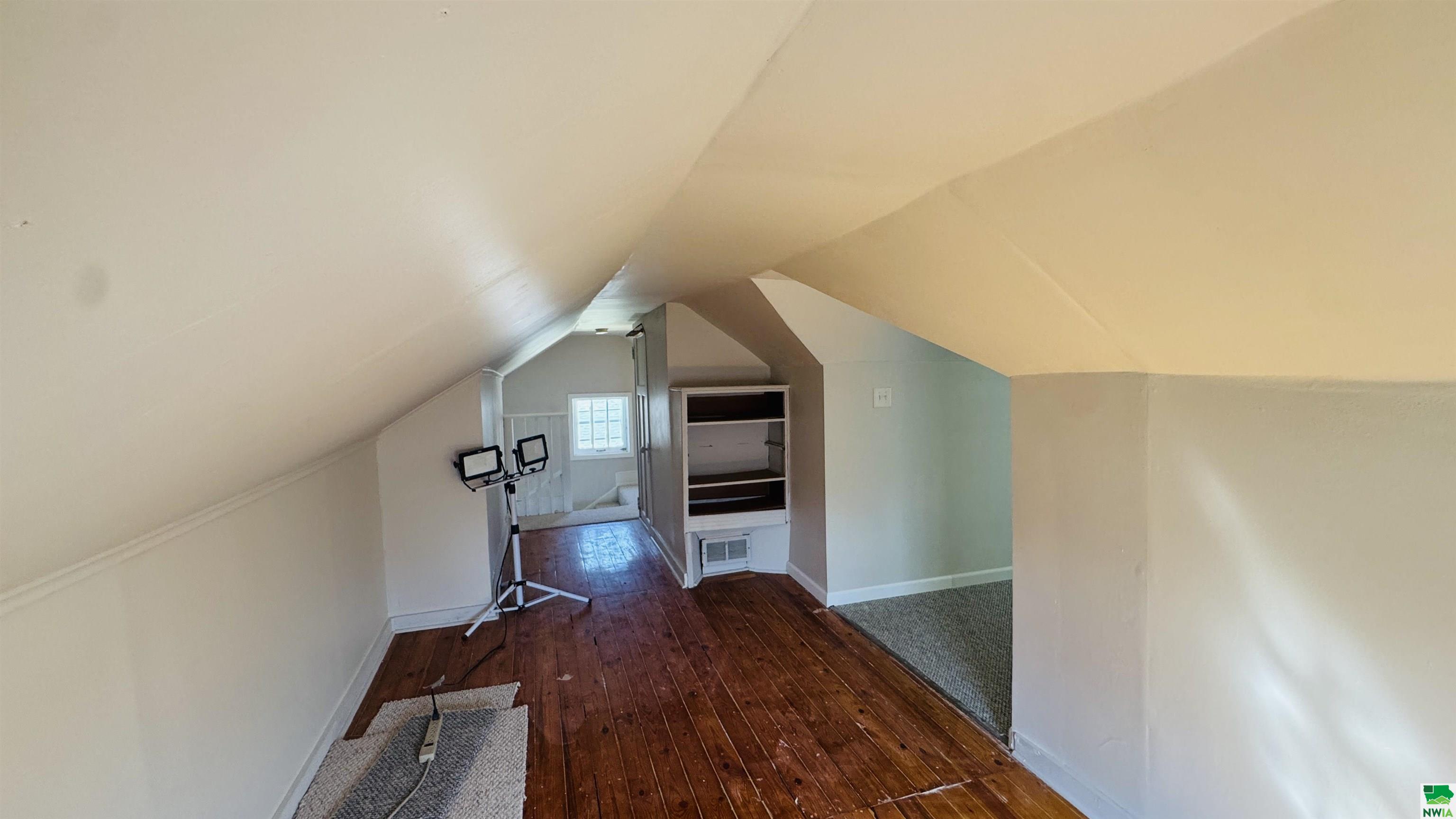 MLS #828075