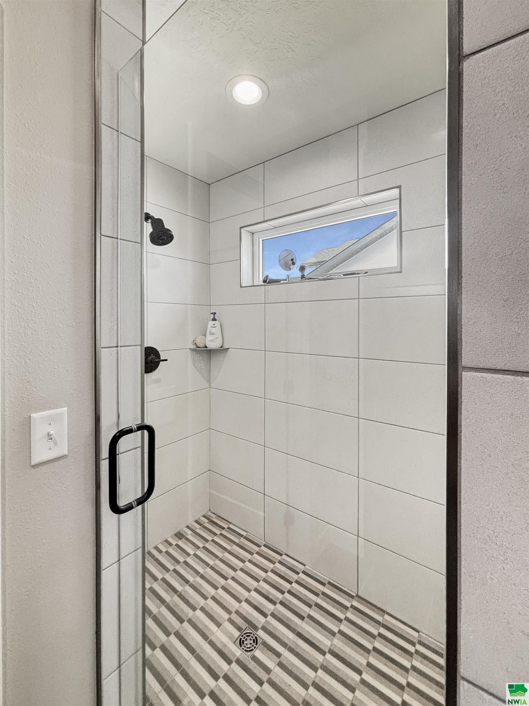 MLS #828086