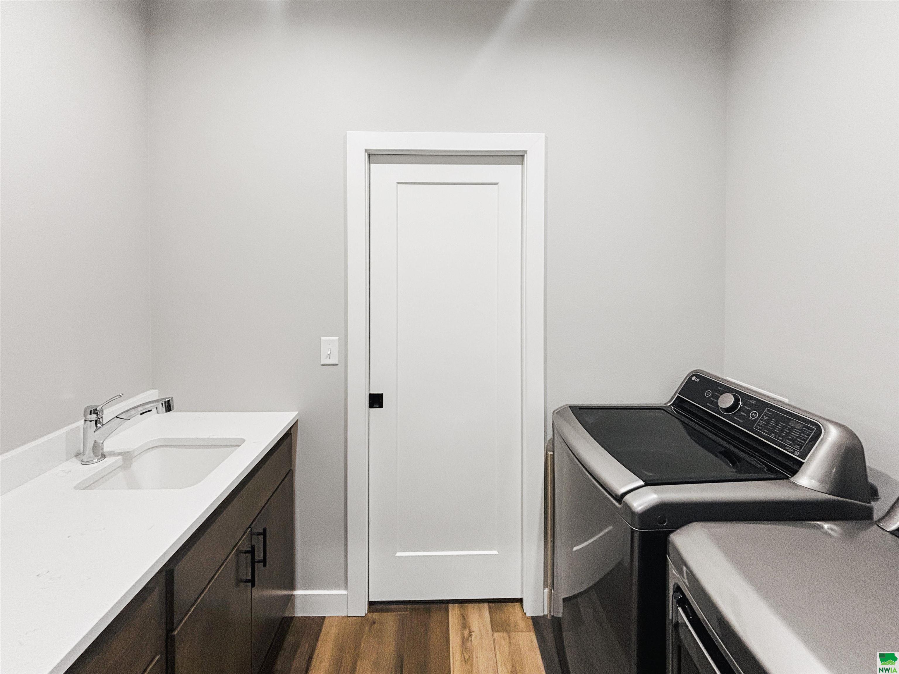 MLS #828086