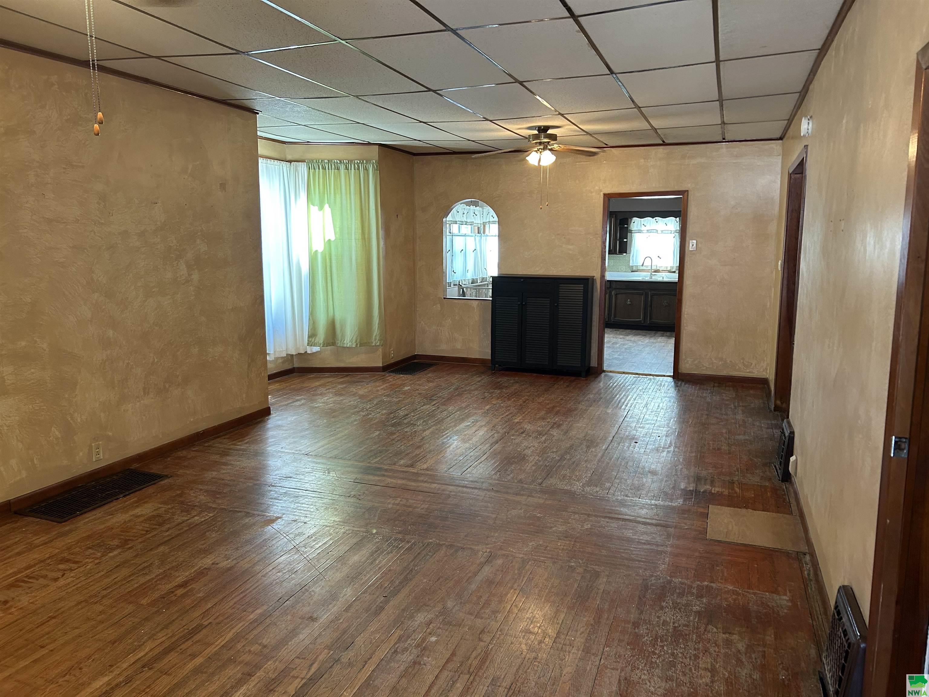 MLS #828088