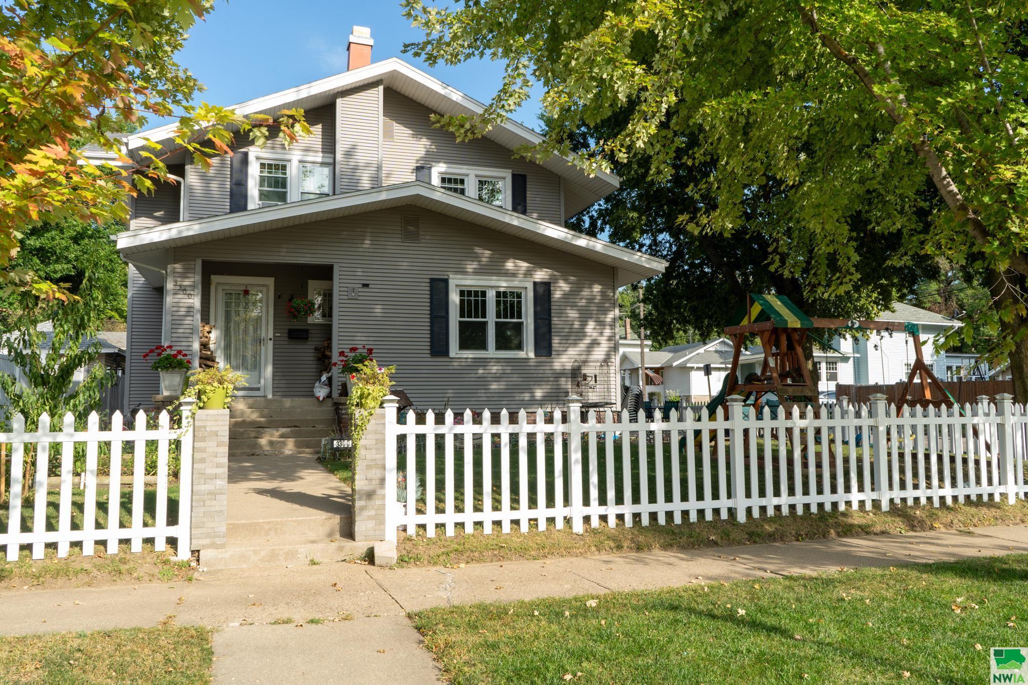 3300 JACKSON ST., Sioux City, IA 51104 