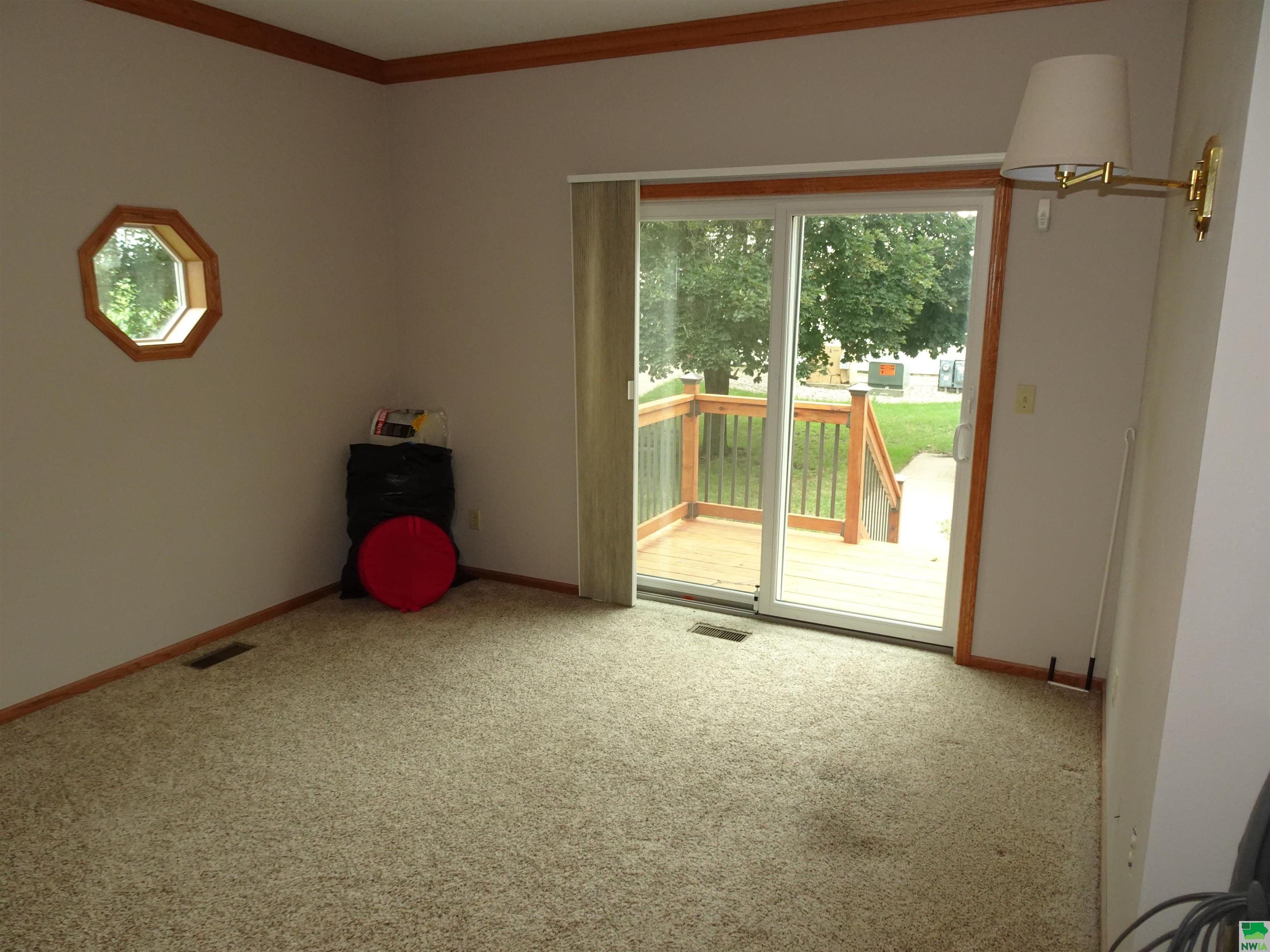MLS #828090