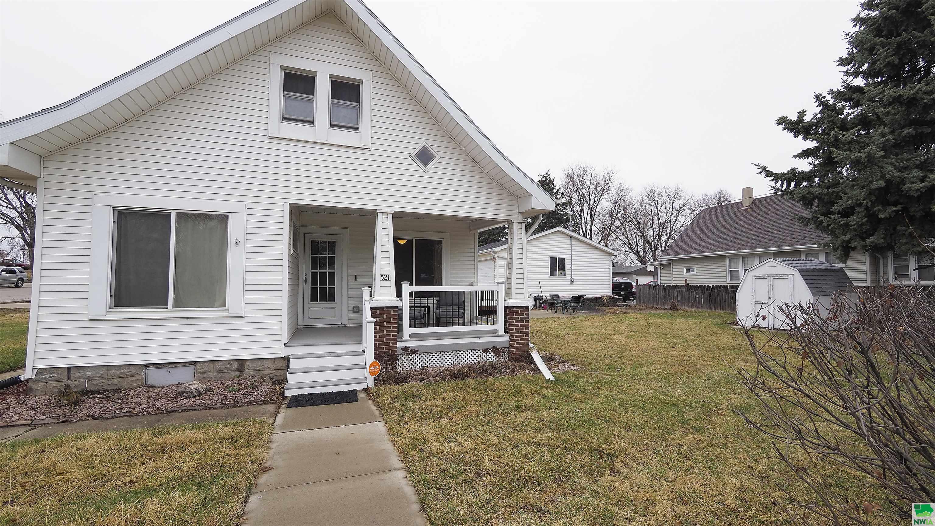 521 WESTCOTT ST S, Sioux City, IA 51106 