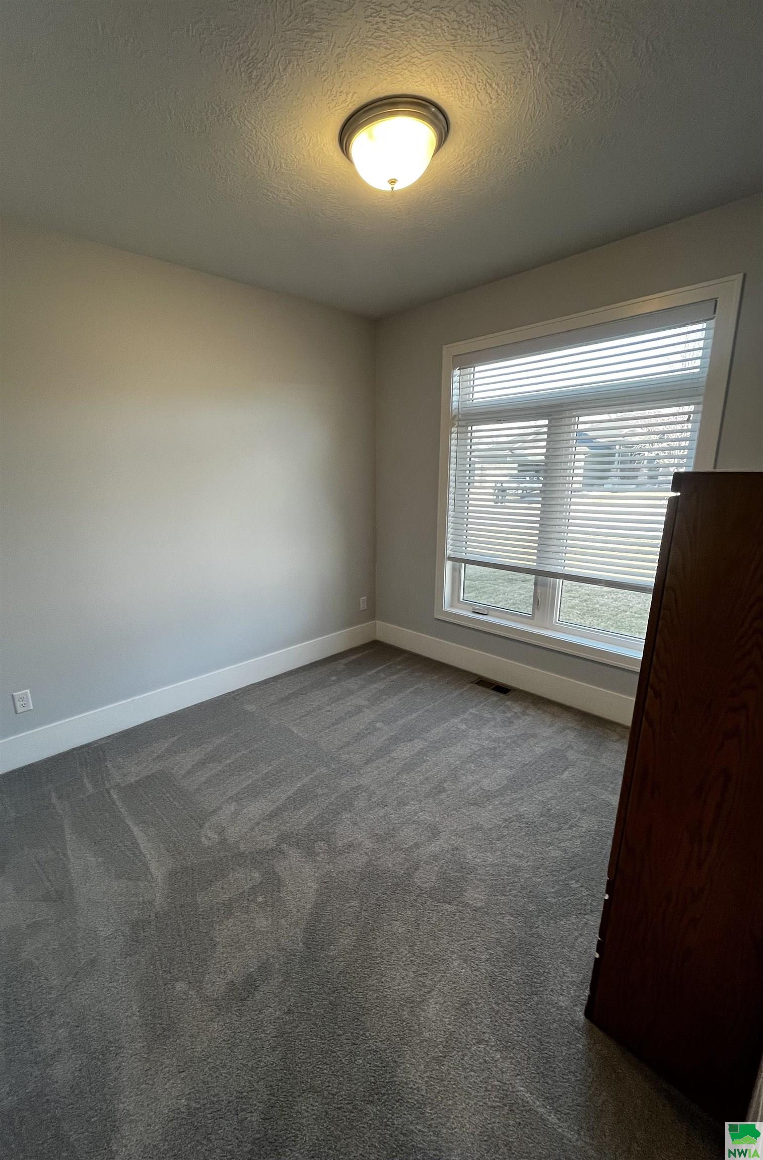 MLS #828102