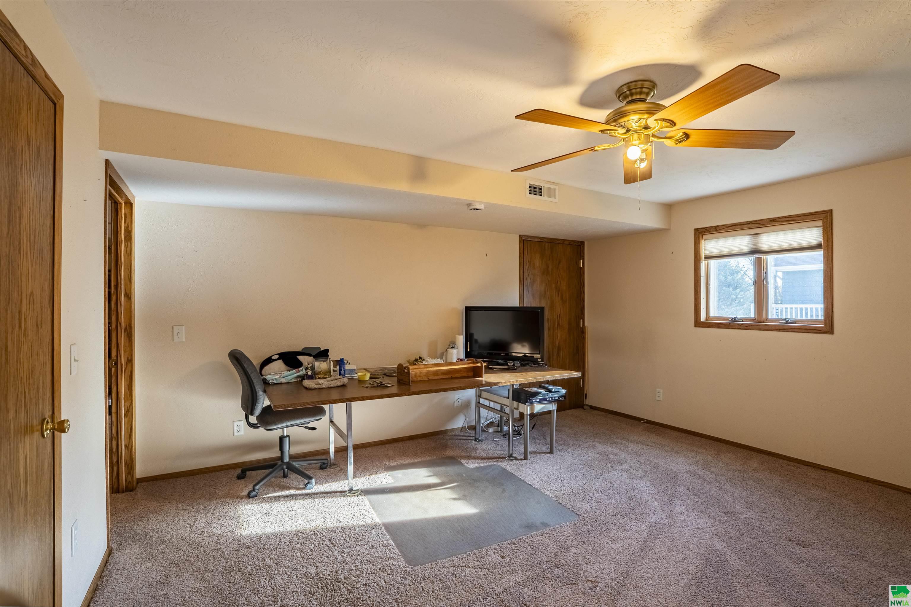 MLS #828105