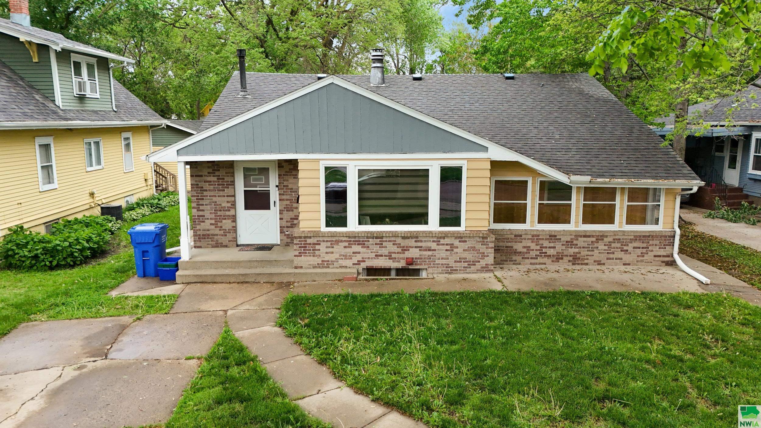115 Pine S, Vermillion, SD 57069 
