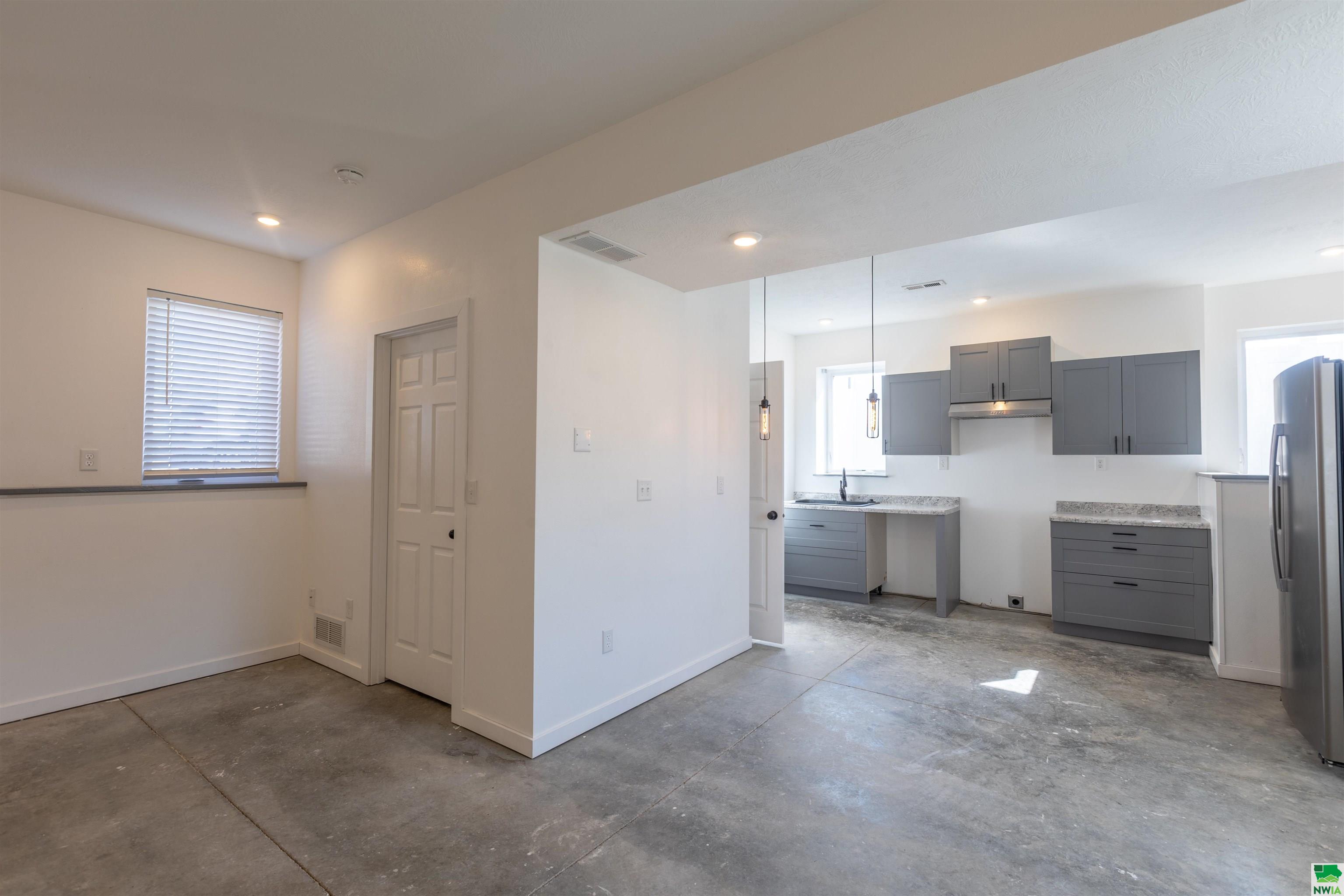 MLS #828110