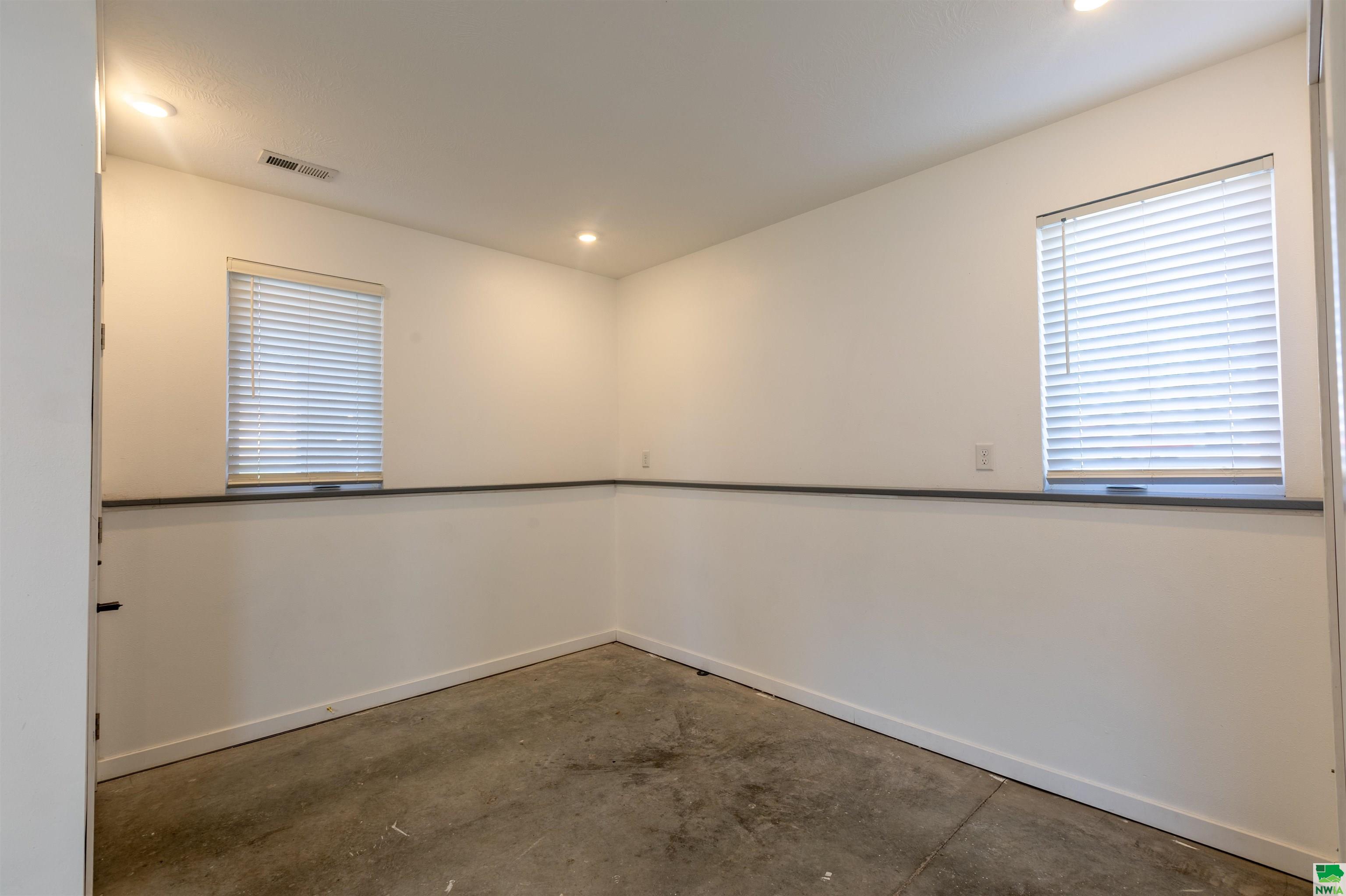 MLS #828110