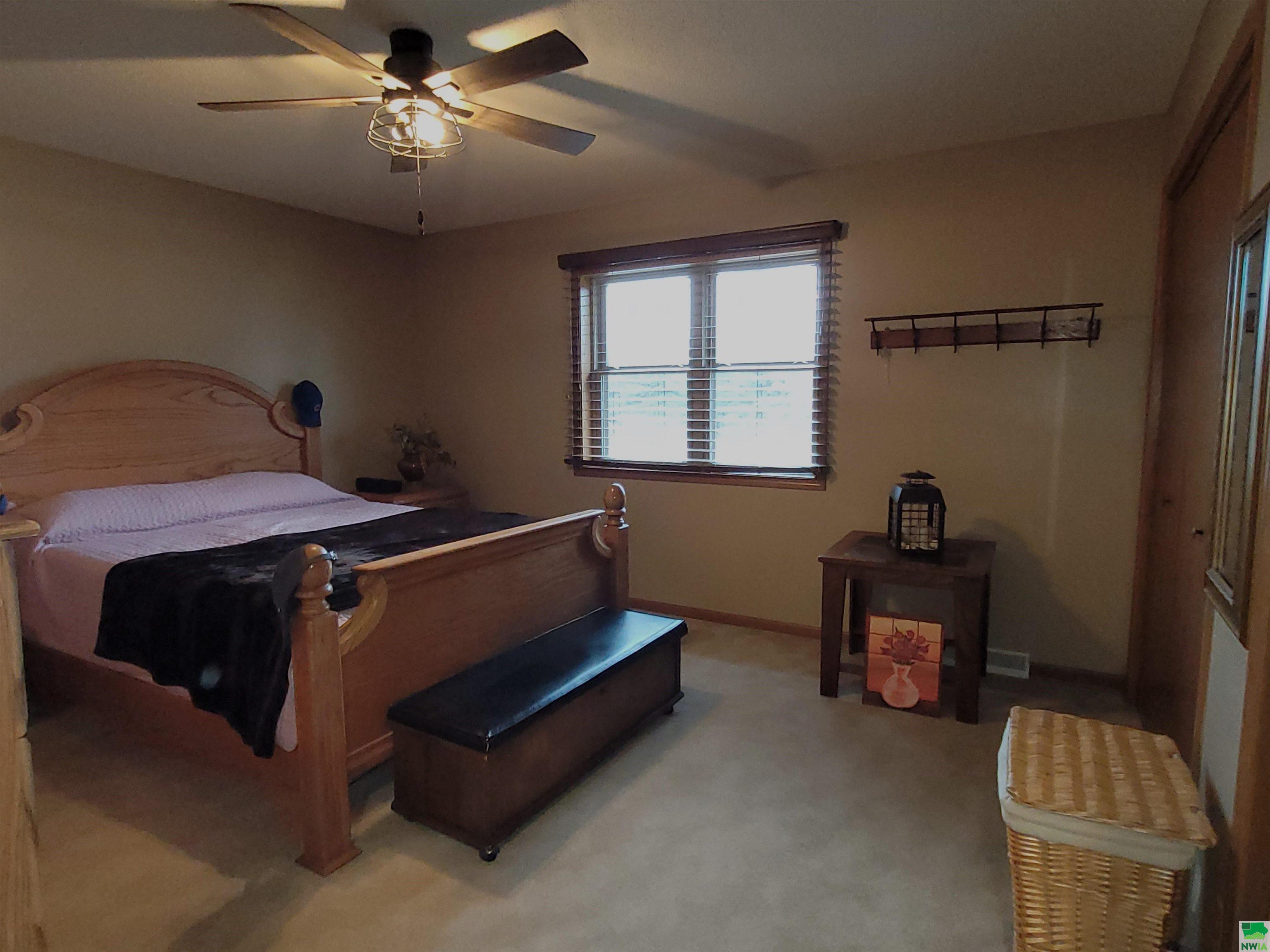 MLS #828111