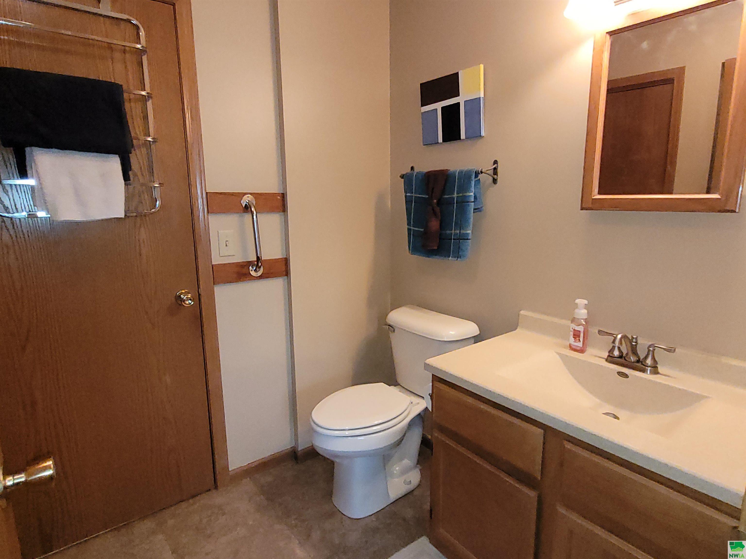 MLS #828111