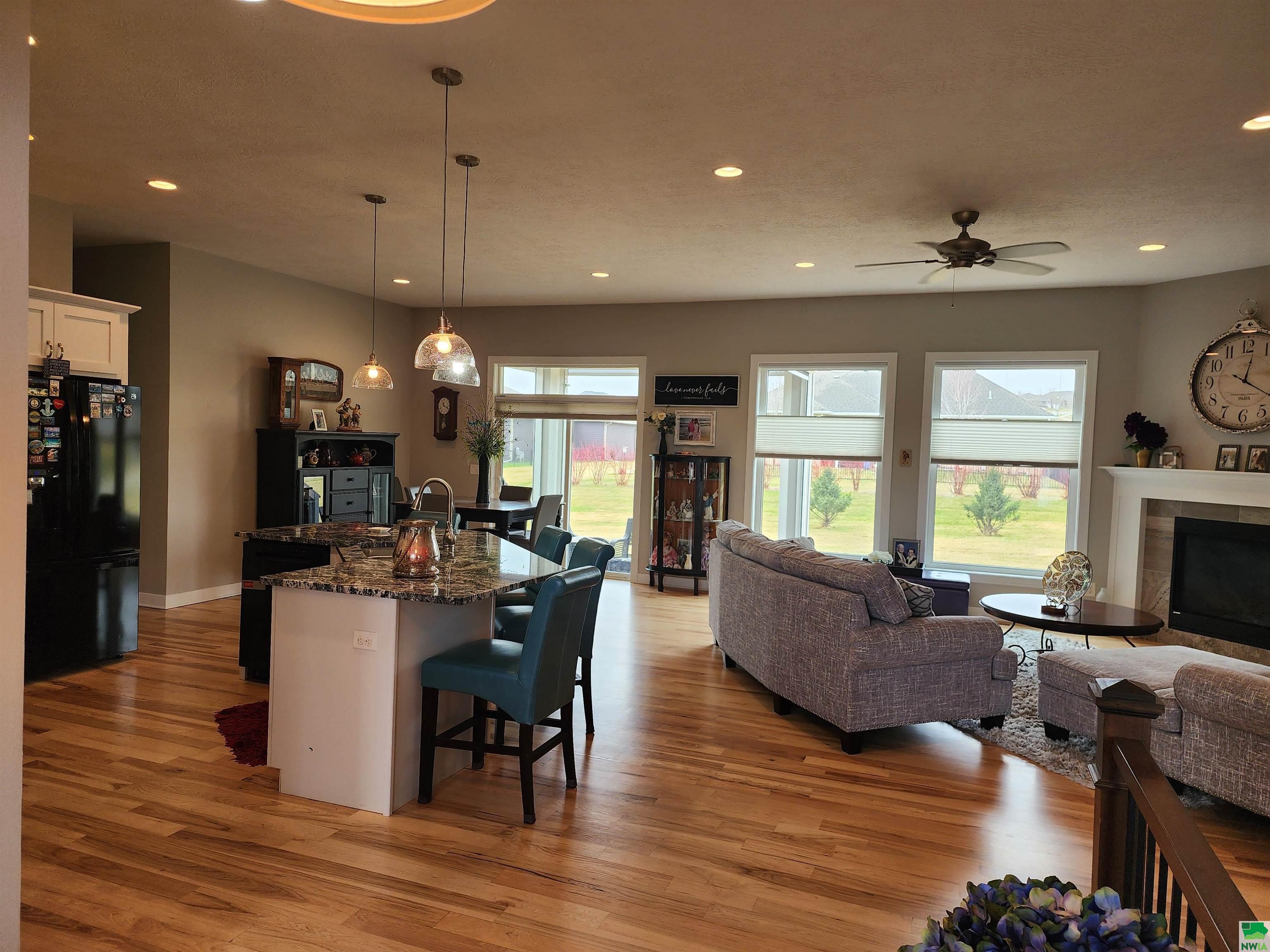 MLS #828114
