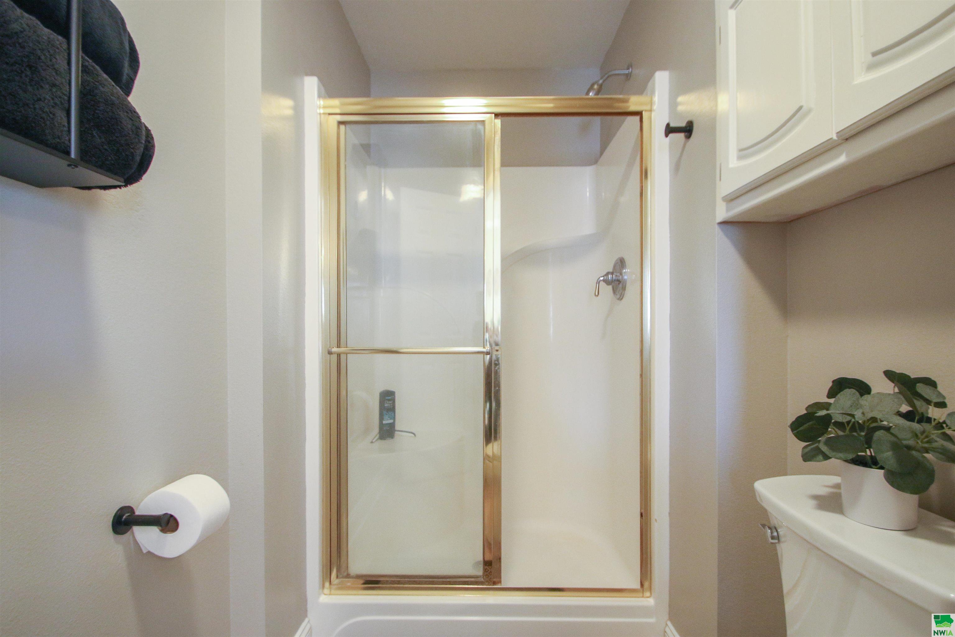 MLS #828116