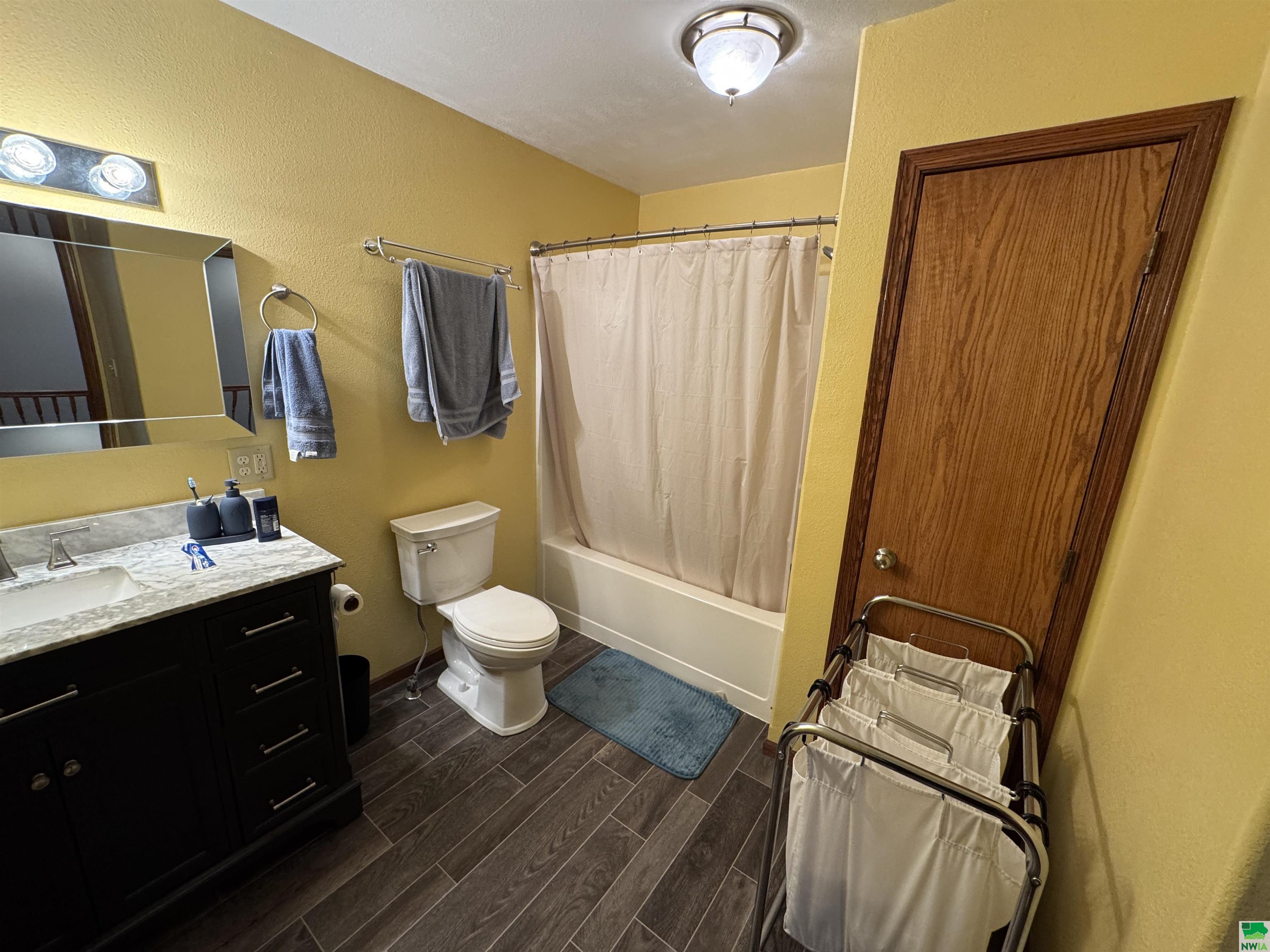 MLS #828119