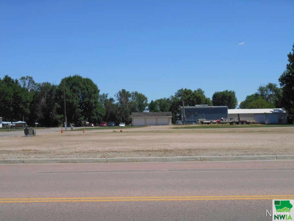 903 Main St E, Elk Point, SD 57025 