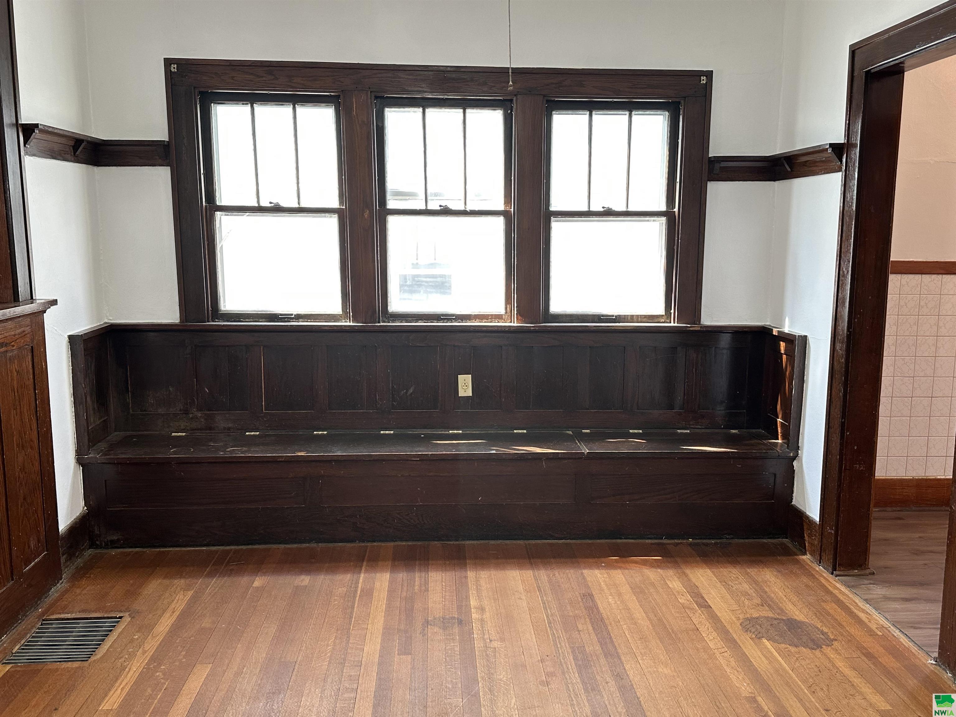 MLS #828131