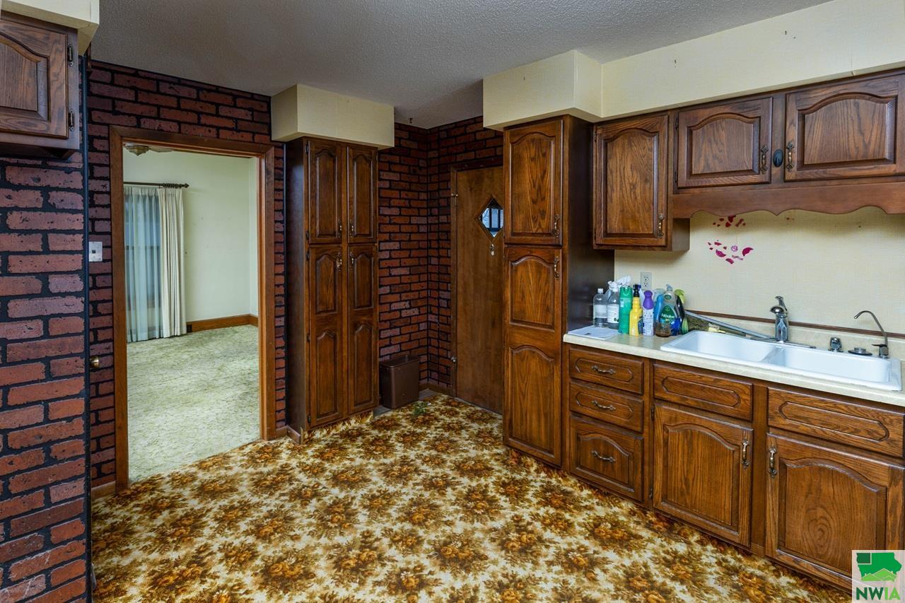 MLS #828133