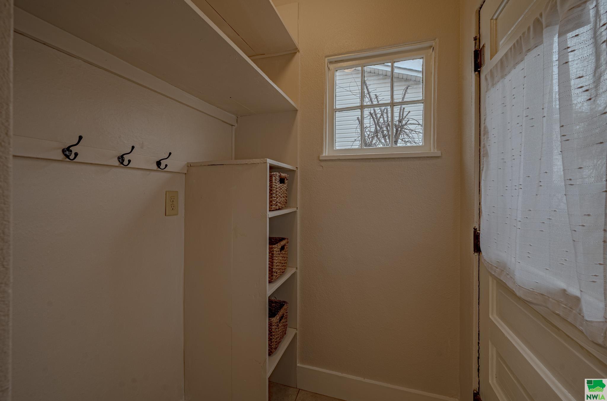 MLS #828137