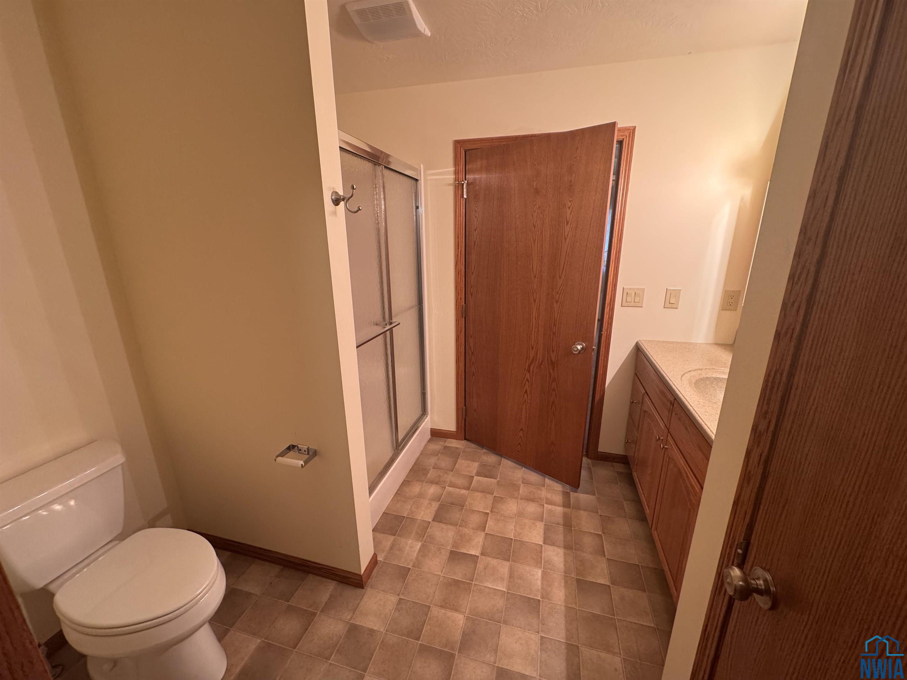 MLS #828140