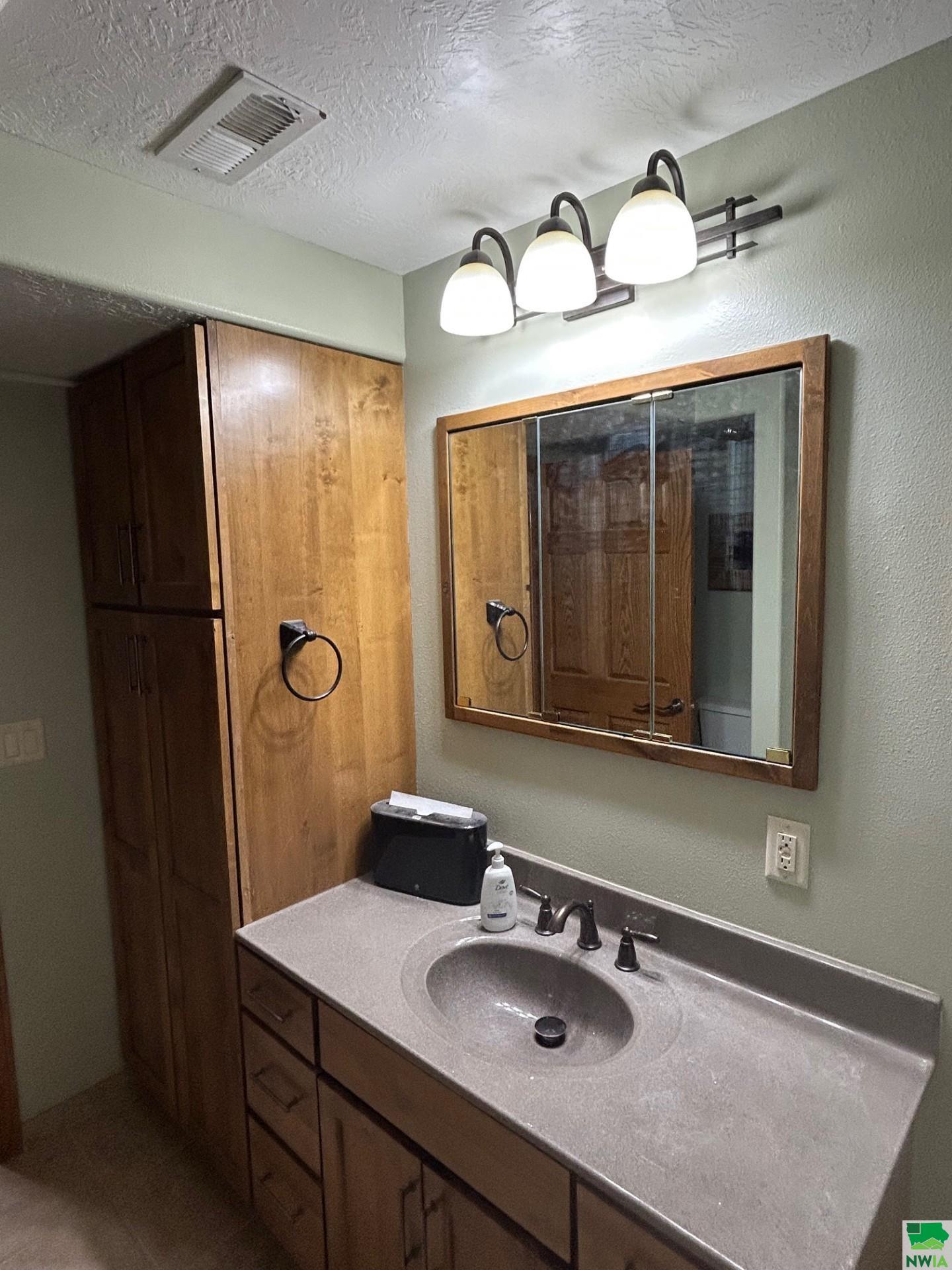 MLS #828146