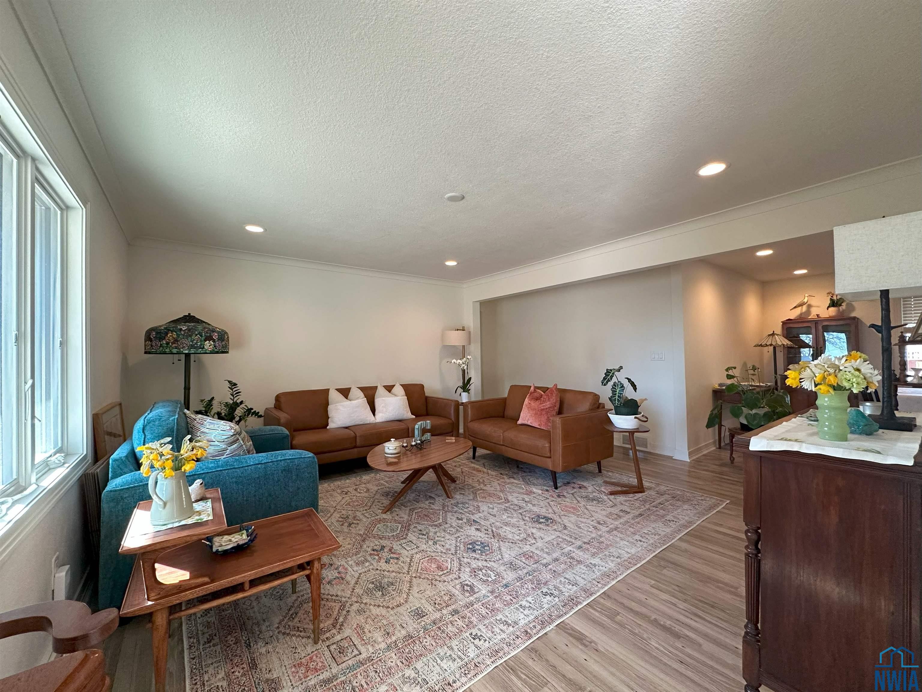 MLS #828151