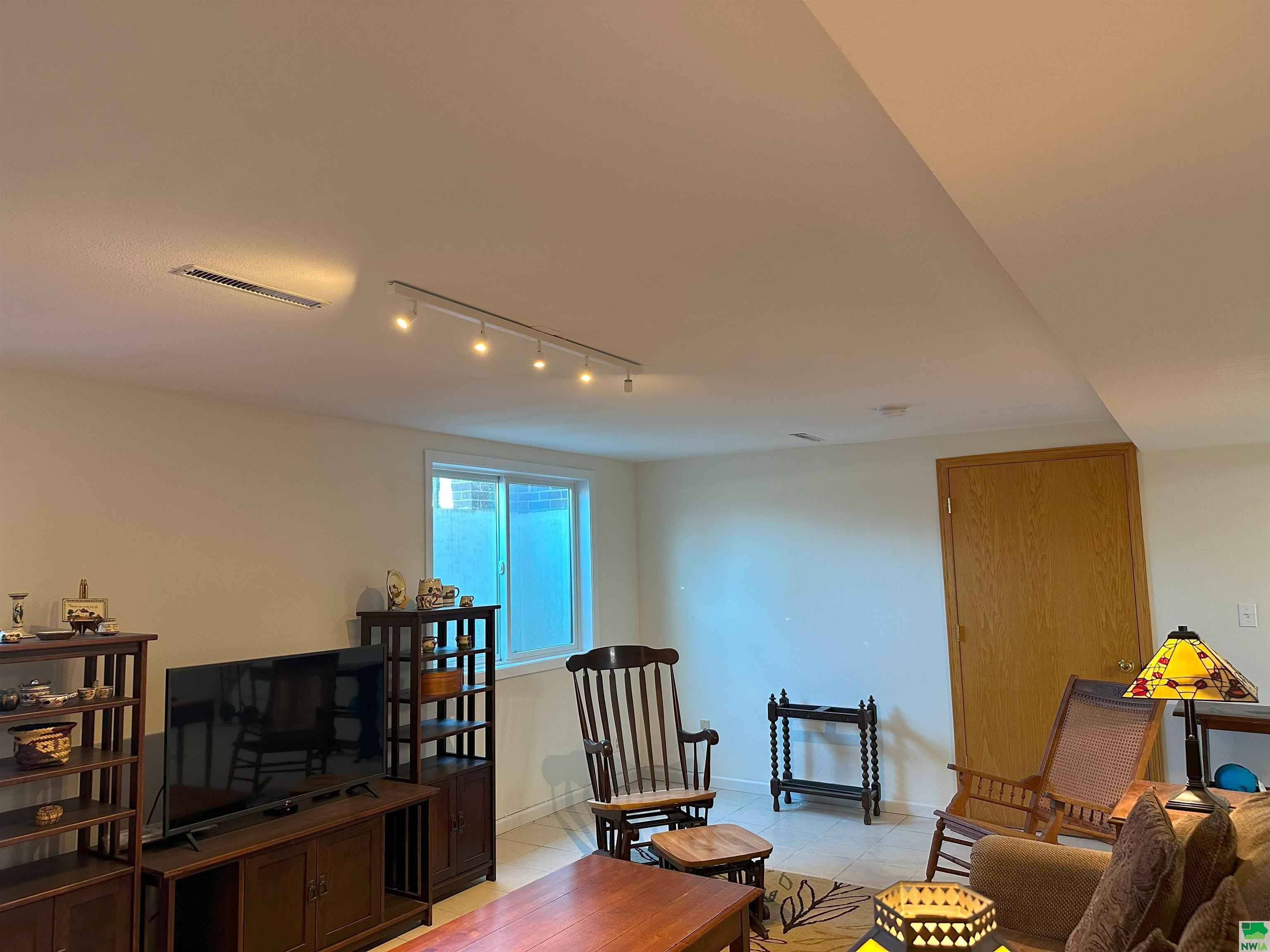 MLS #828151